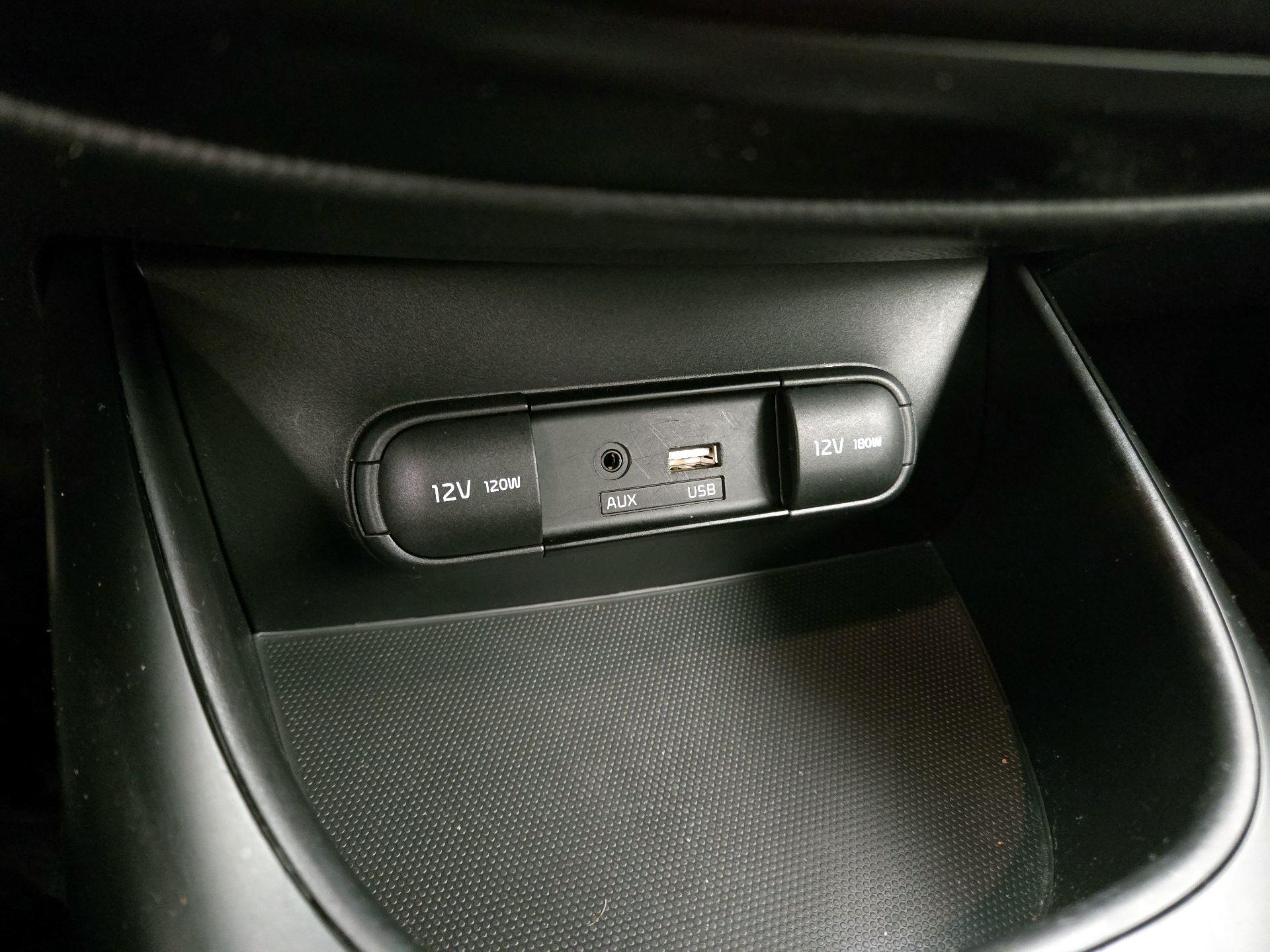 Thumbnail: 2019 Kia Soul - 18