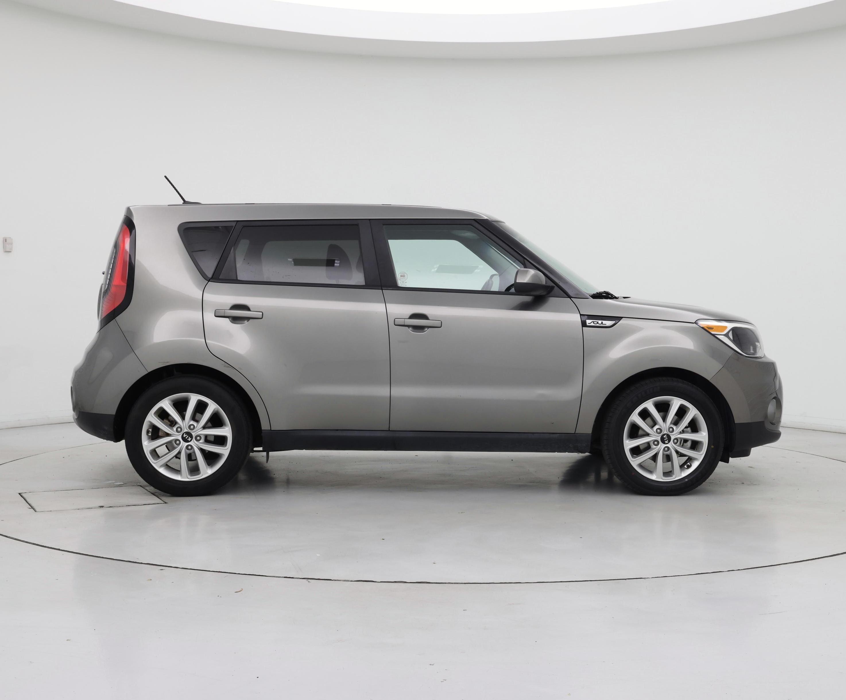 Thumbnail: 2019 Kia Soul - 7