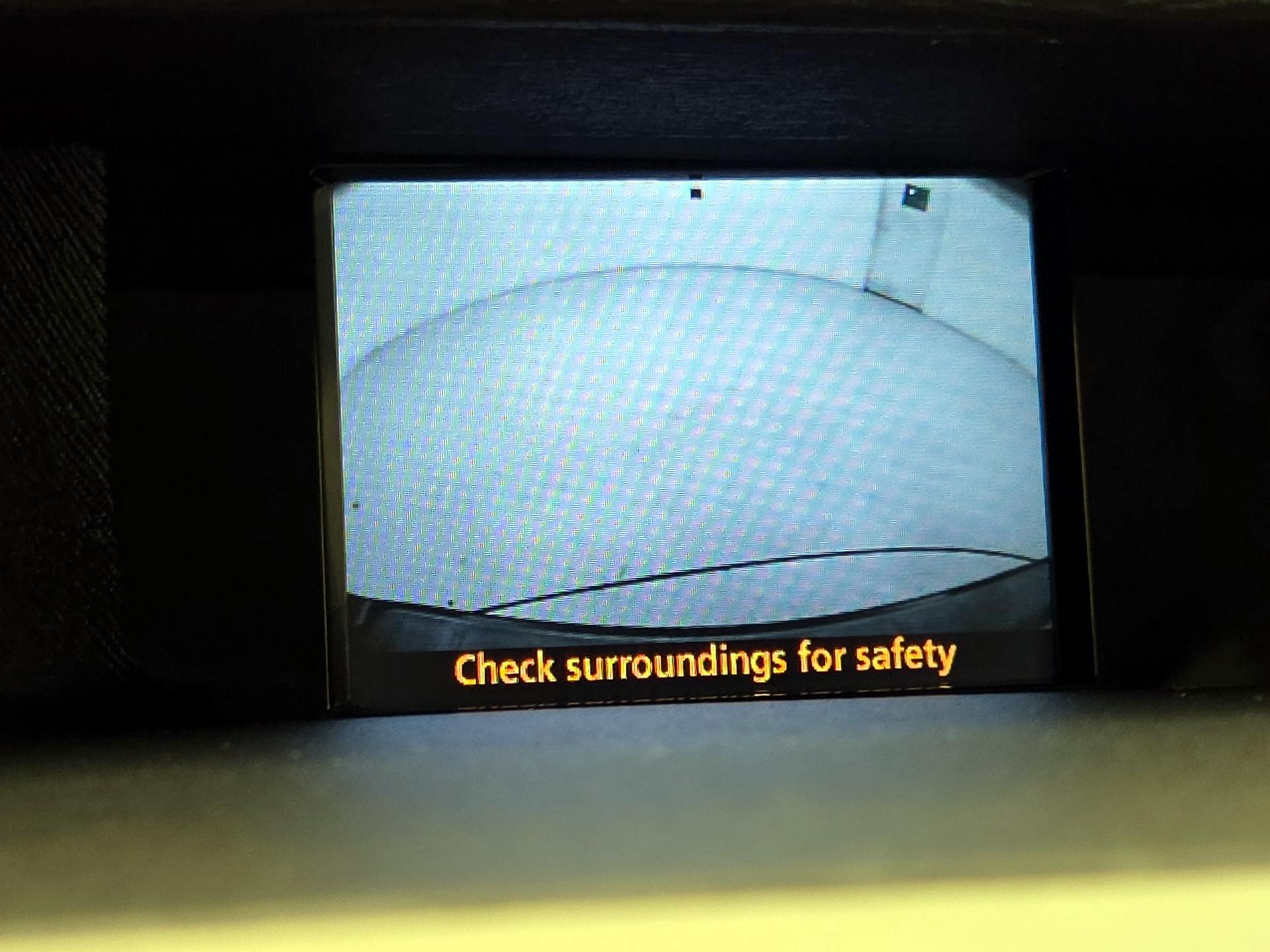 Thumbnail: 2014 Toyota Sienna - 14