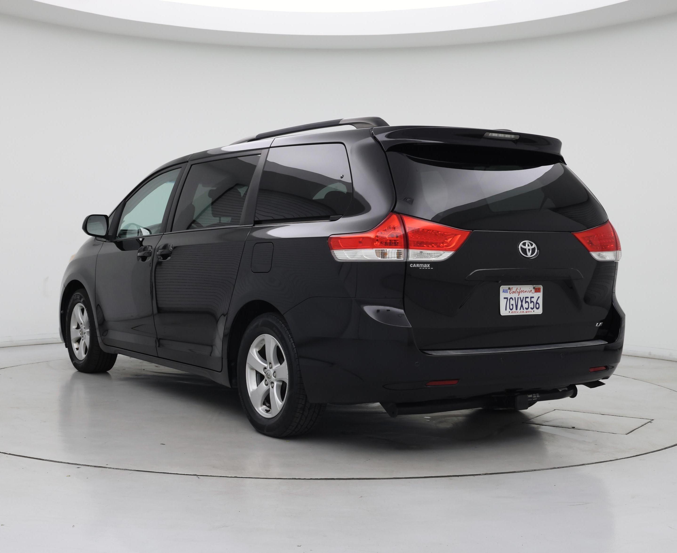 Thumbnail: 2014 Toyota Sienna - 2