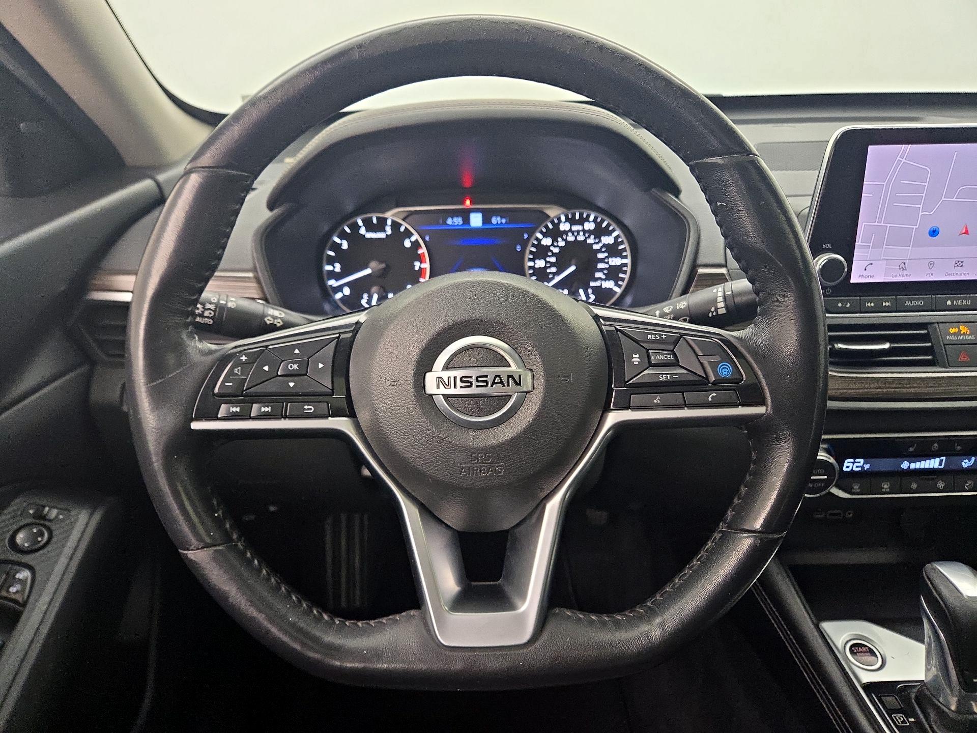 Thumbnail: 2019 Nissan Altima - 10