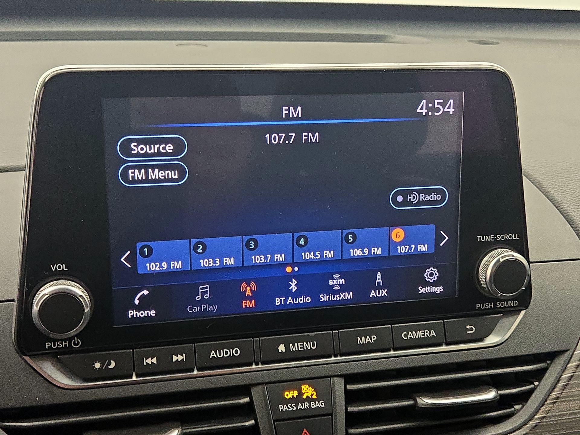 Thumbnail: 2019 Nissan Altima - 16