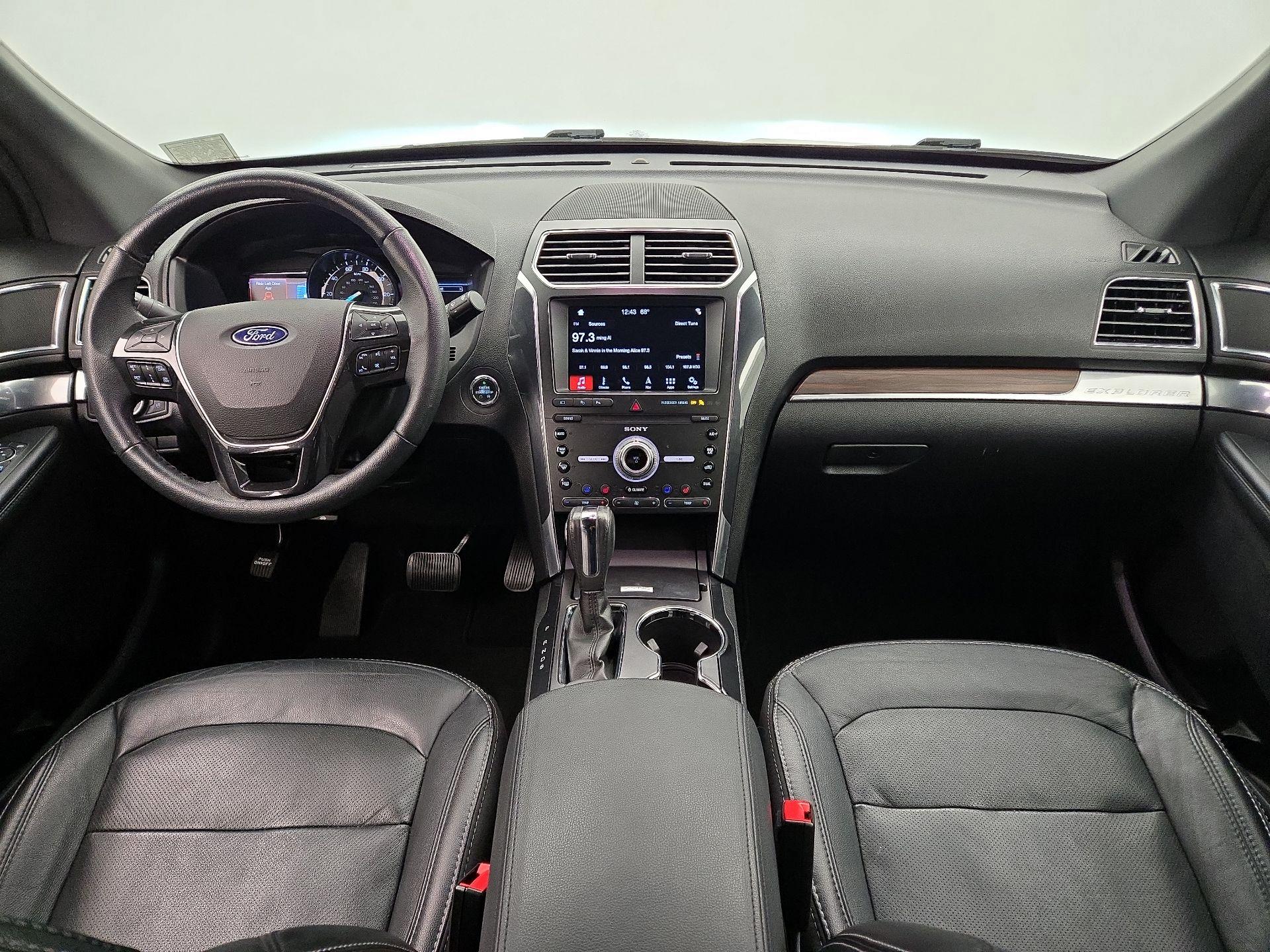 Thumbnail: 2019 Ford Explorer - 9