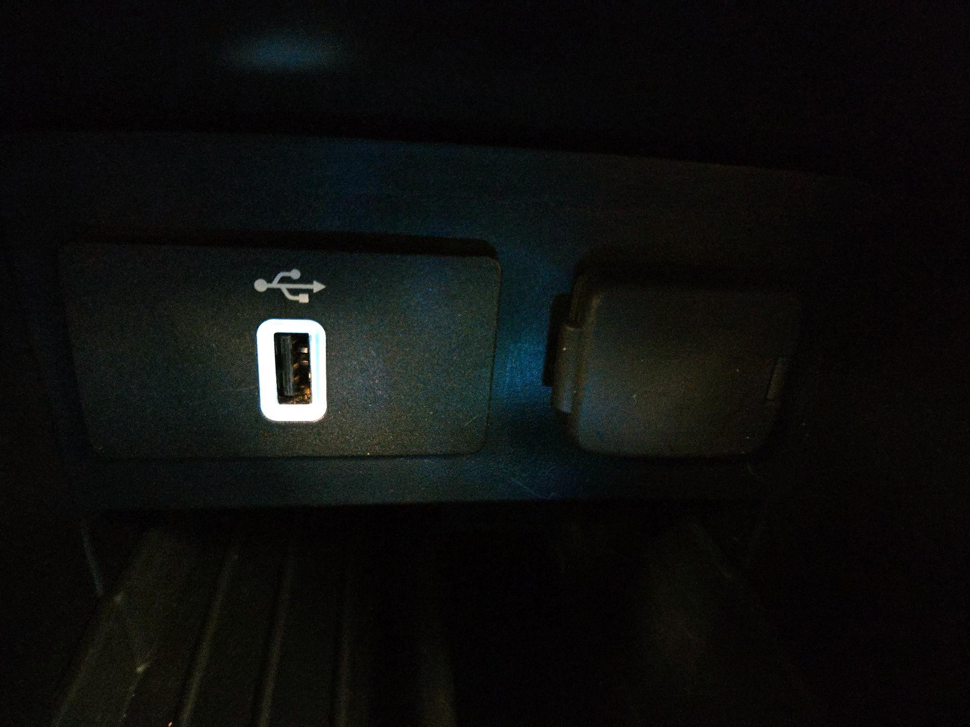 Thumbnail: 2019 Ford Explorer - 19