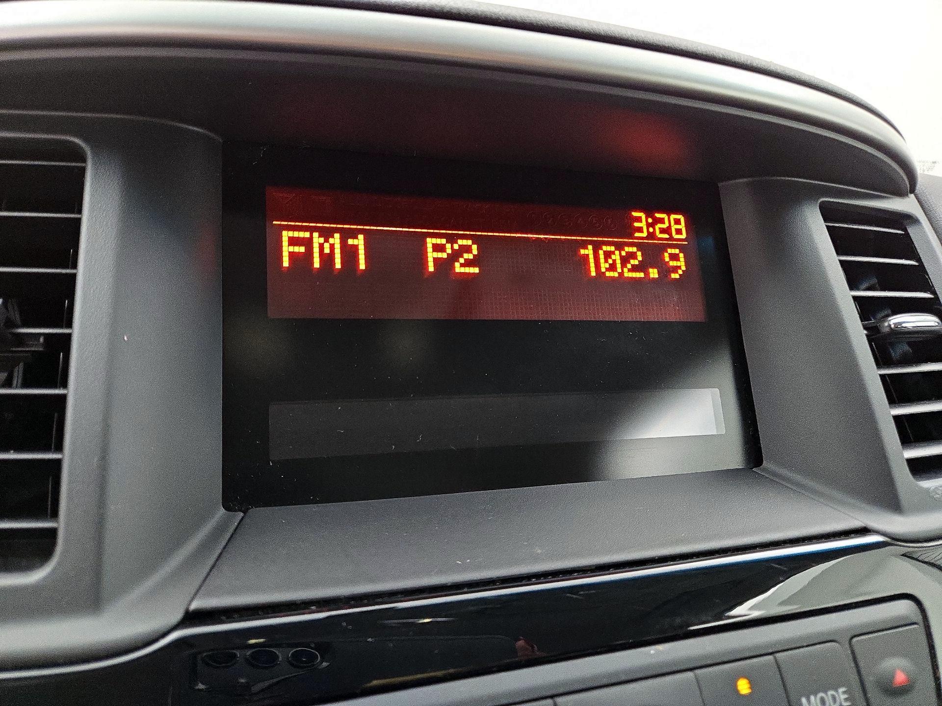 Thumbnail: 2015 Nissan Pathfinder - 14