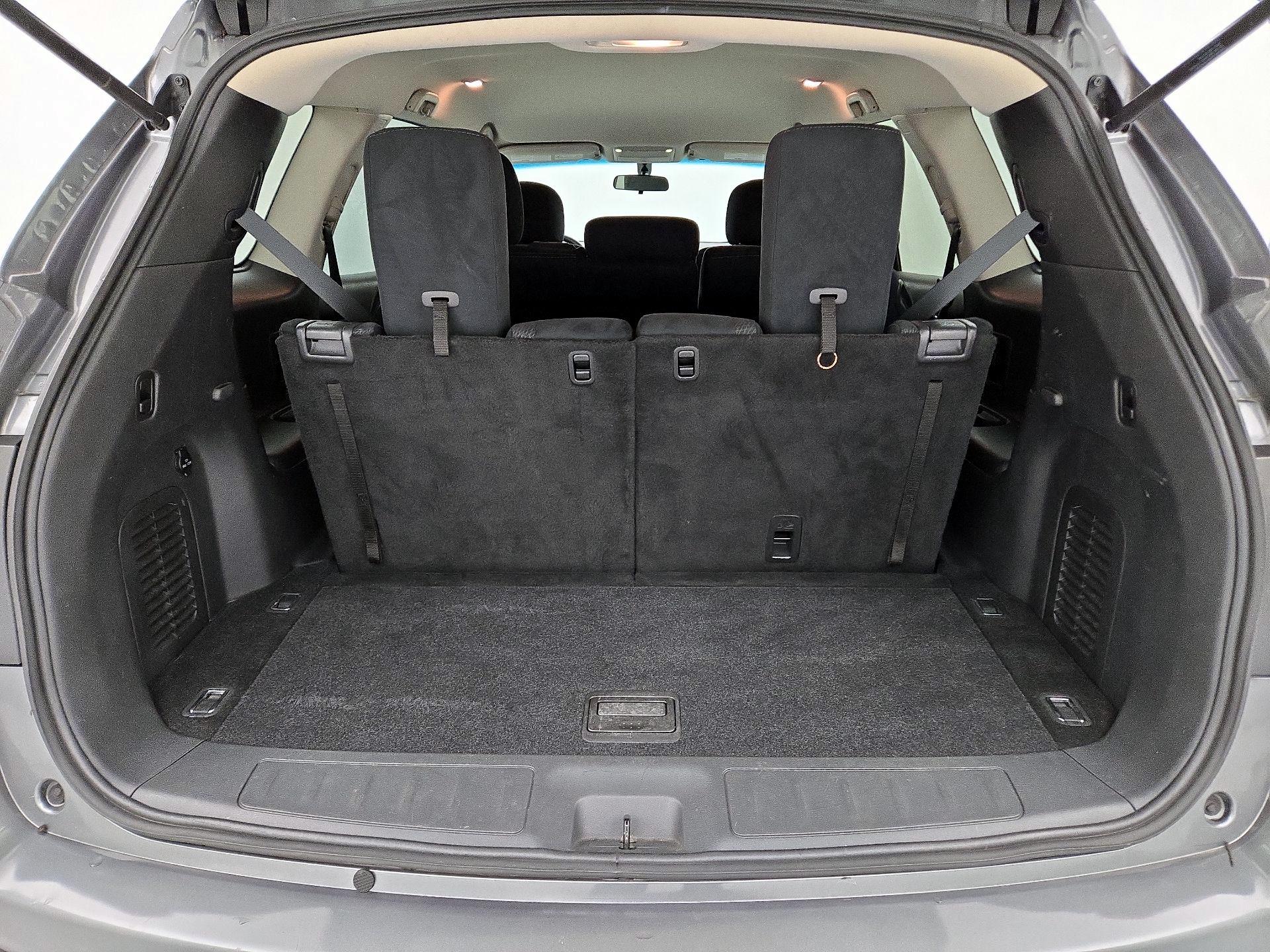 Thumbnail: 2015 Nissan Pathfinder - 19