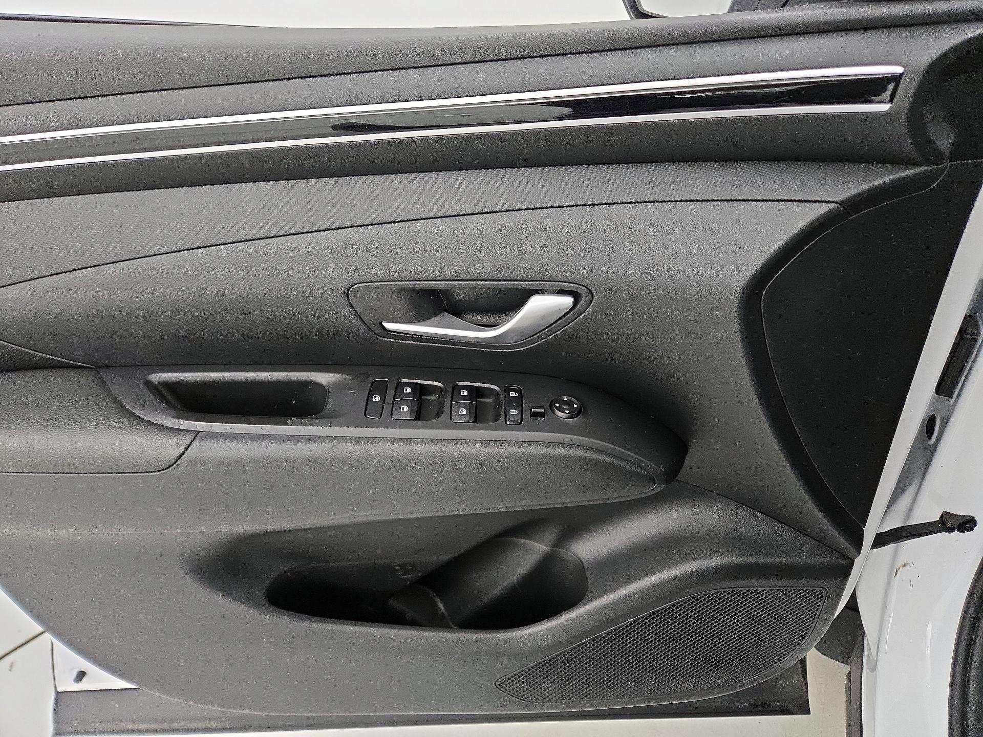 Thumbnail: 2022 Hyundai Santa Cruz - 12