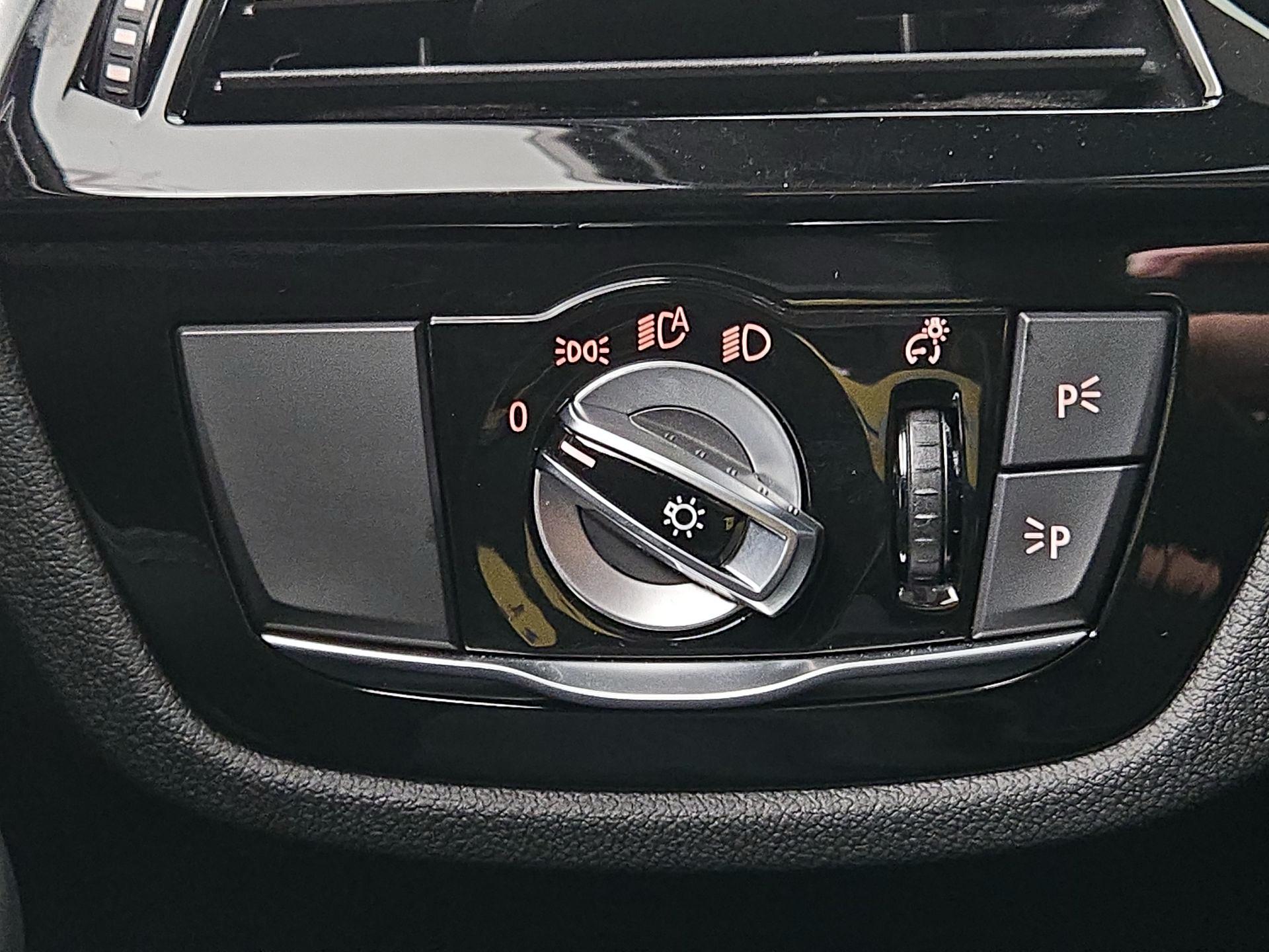 Thumbnail: 2020 BMW 5 Series - 13