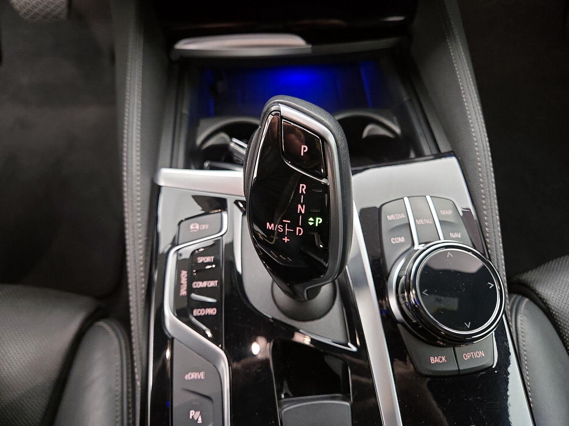 Thumbnail: 2020 BMW 5 Series - 18