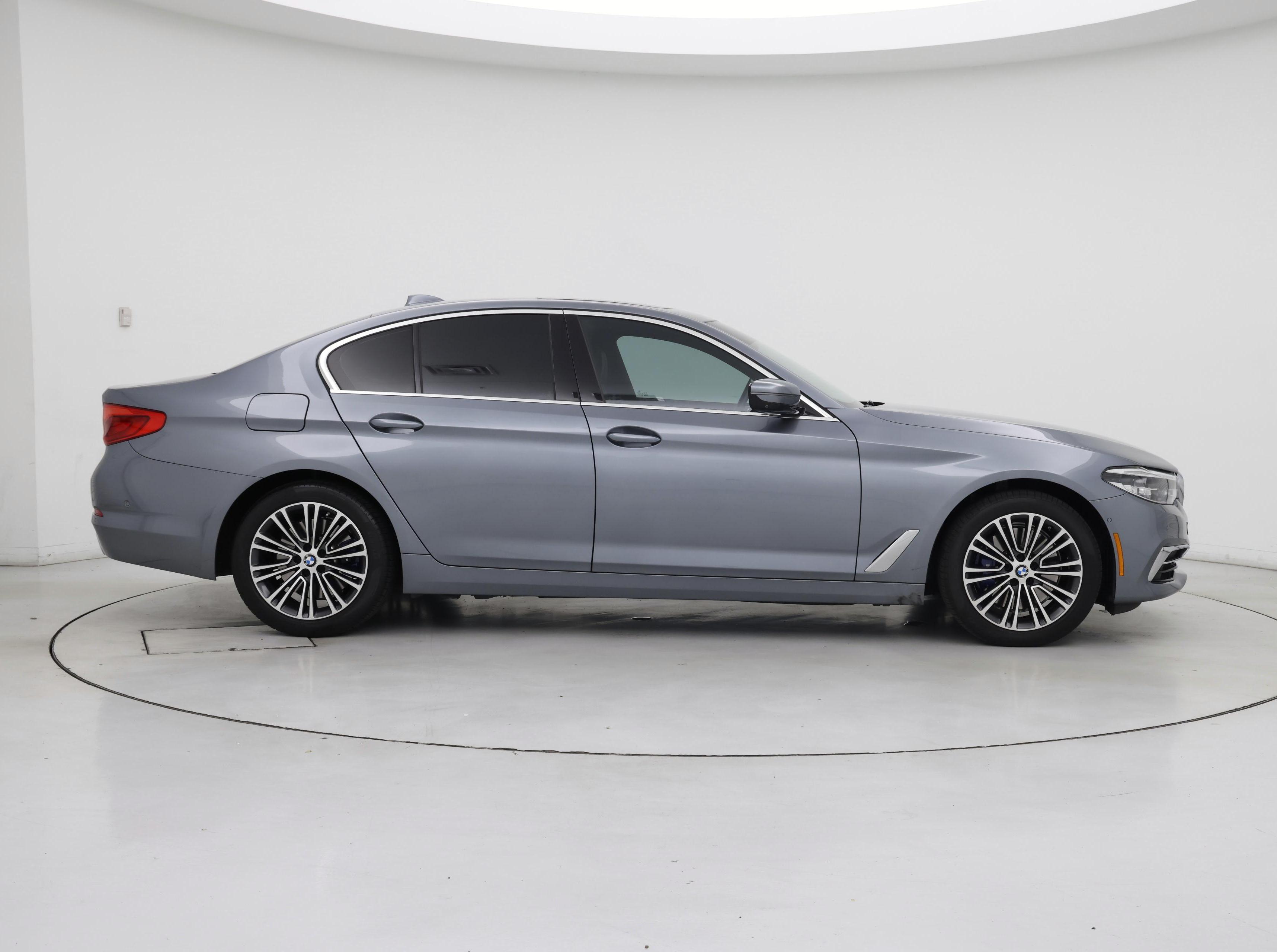 Thumbnail: 2020 BMW 5 Series - 7