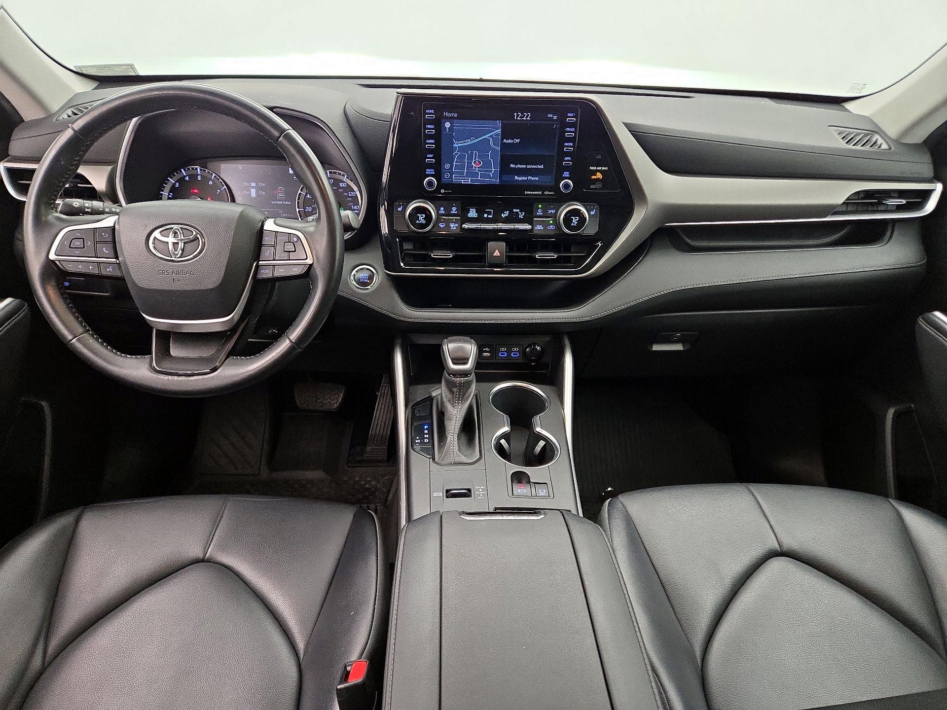 Thumbnail: 2022 Toyota Highlander - 9