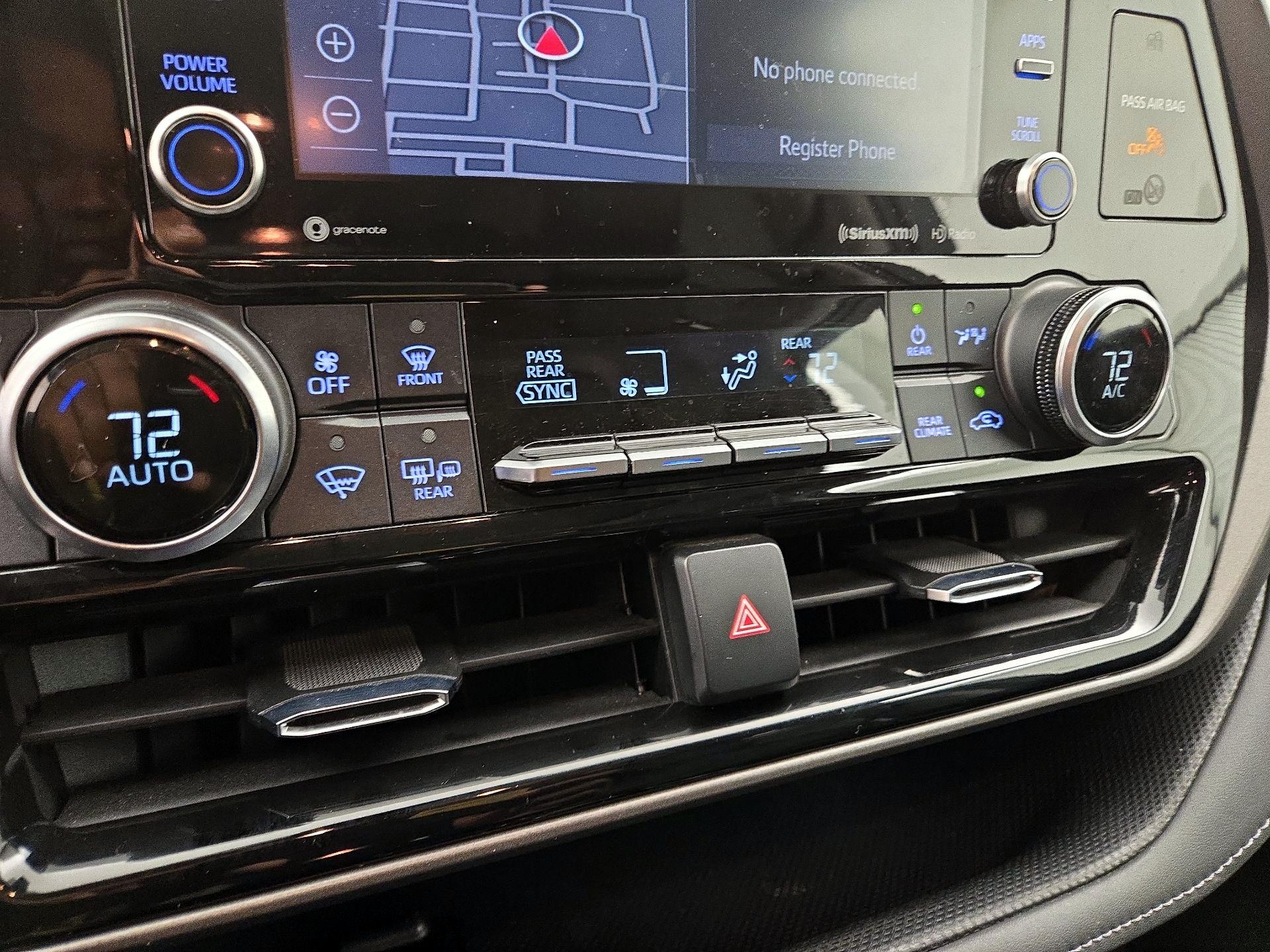 Thumbnail: 2022 Toyota Highlander - 16