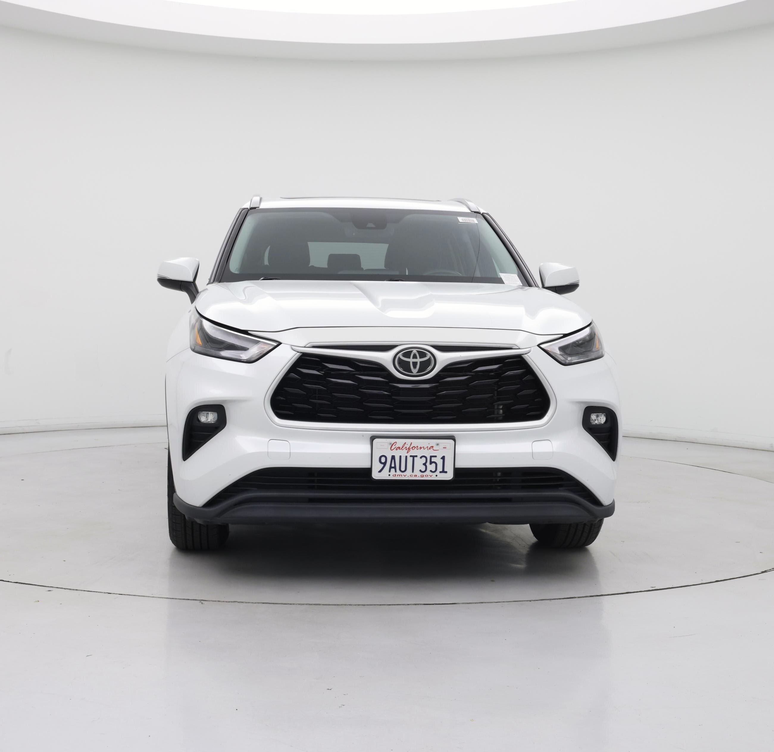 Thumbnail: 2022 Toyota Highlander - 5