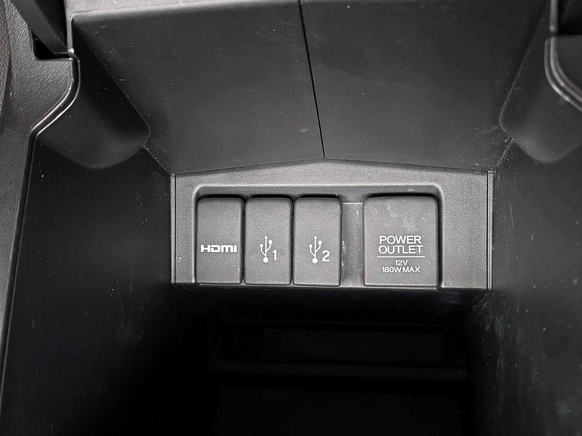 Thumbnail: 2015 Honda CR-V - 18