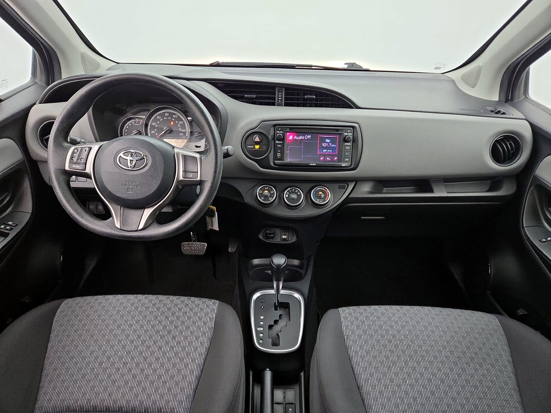 Thumbnail: 2017 Toyota Yaris - 9