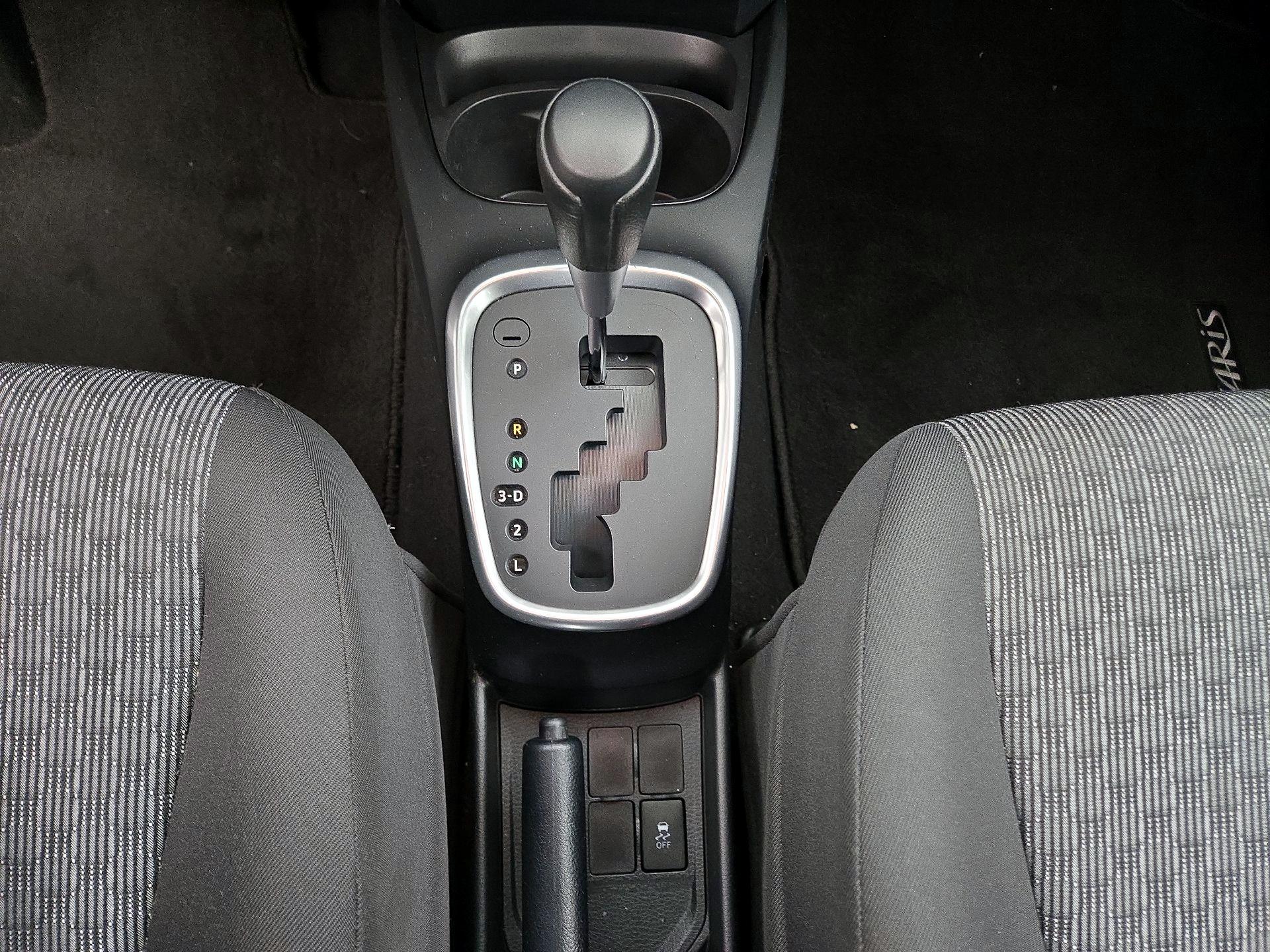 Thumbnail: 2017 Toyota Yaris - 16