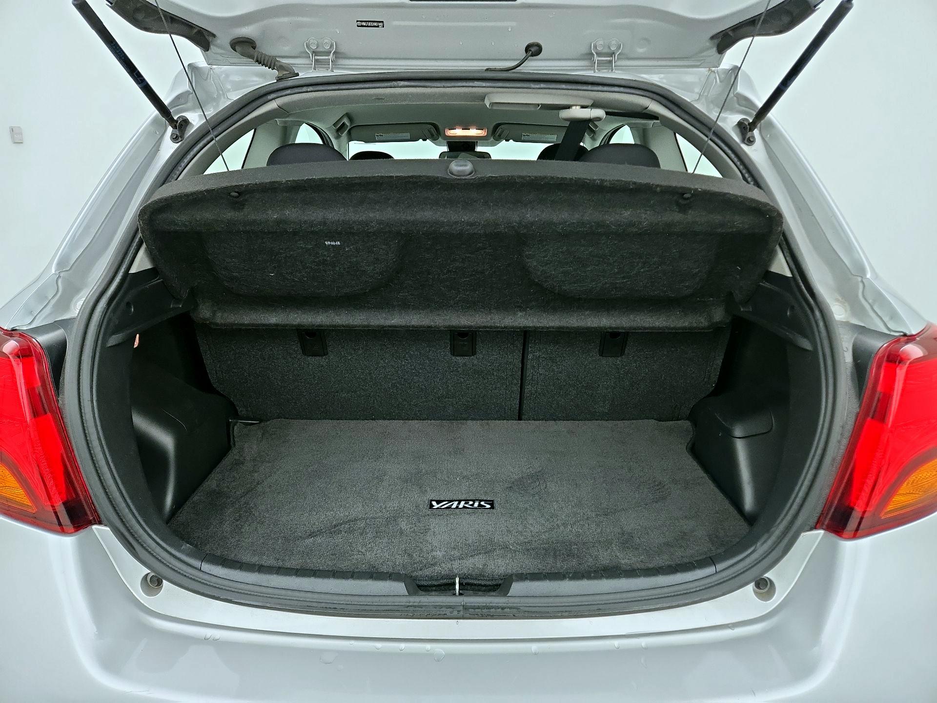 Thumbnail: 2017 Toyota Yaris - 18