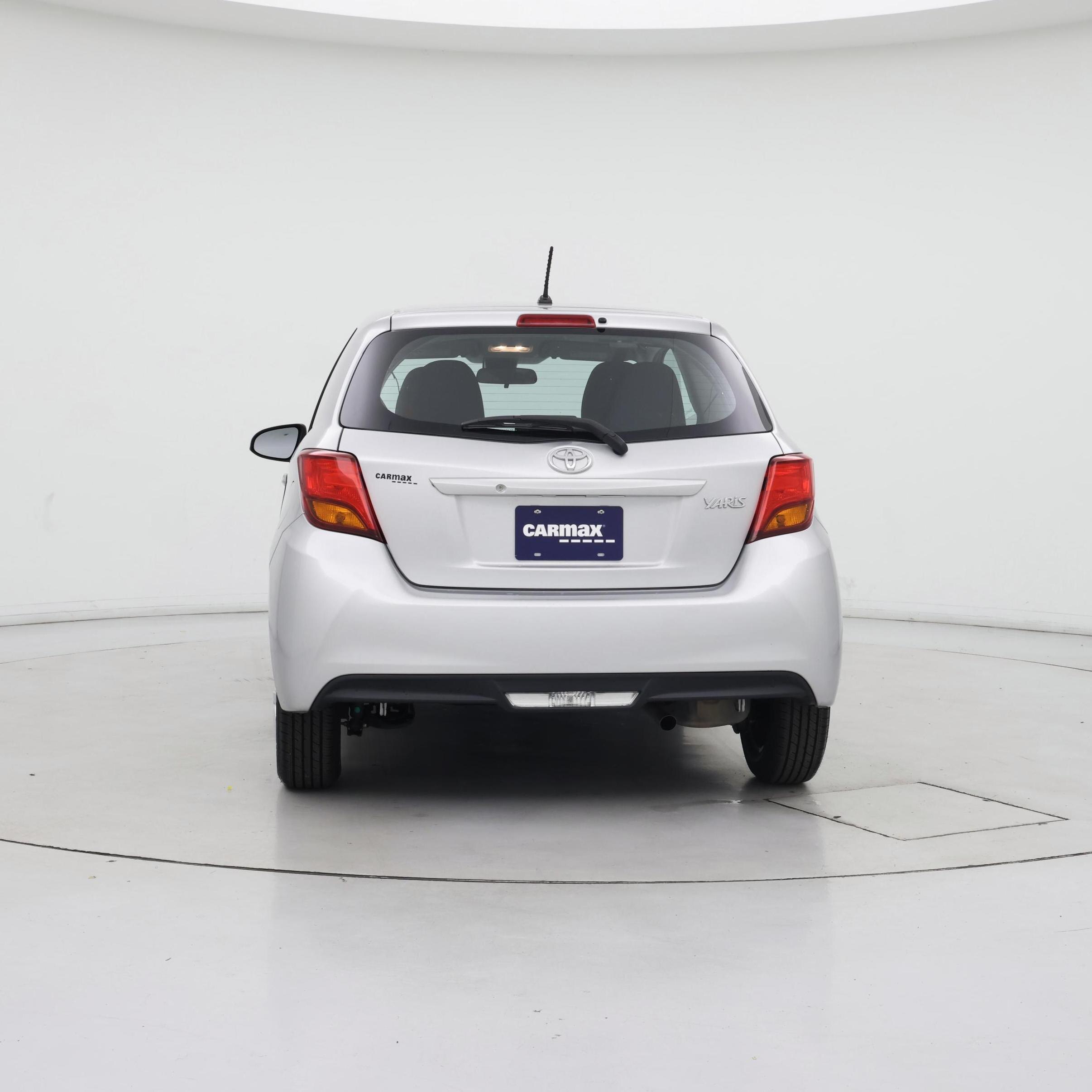 Thumbnail: 2017 Toyota Yaris - 6