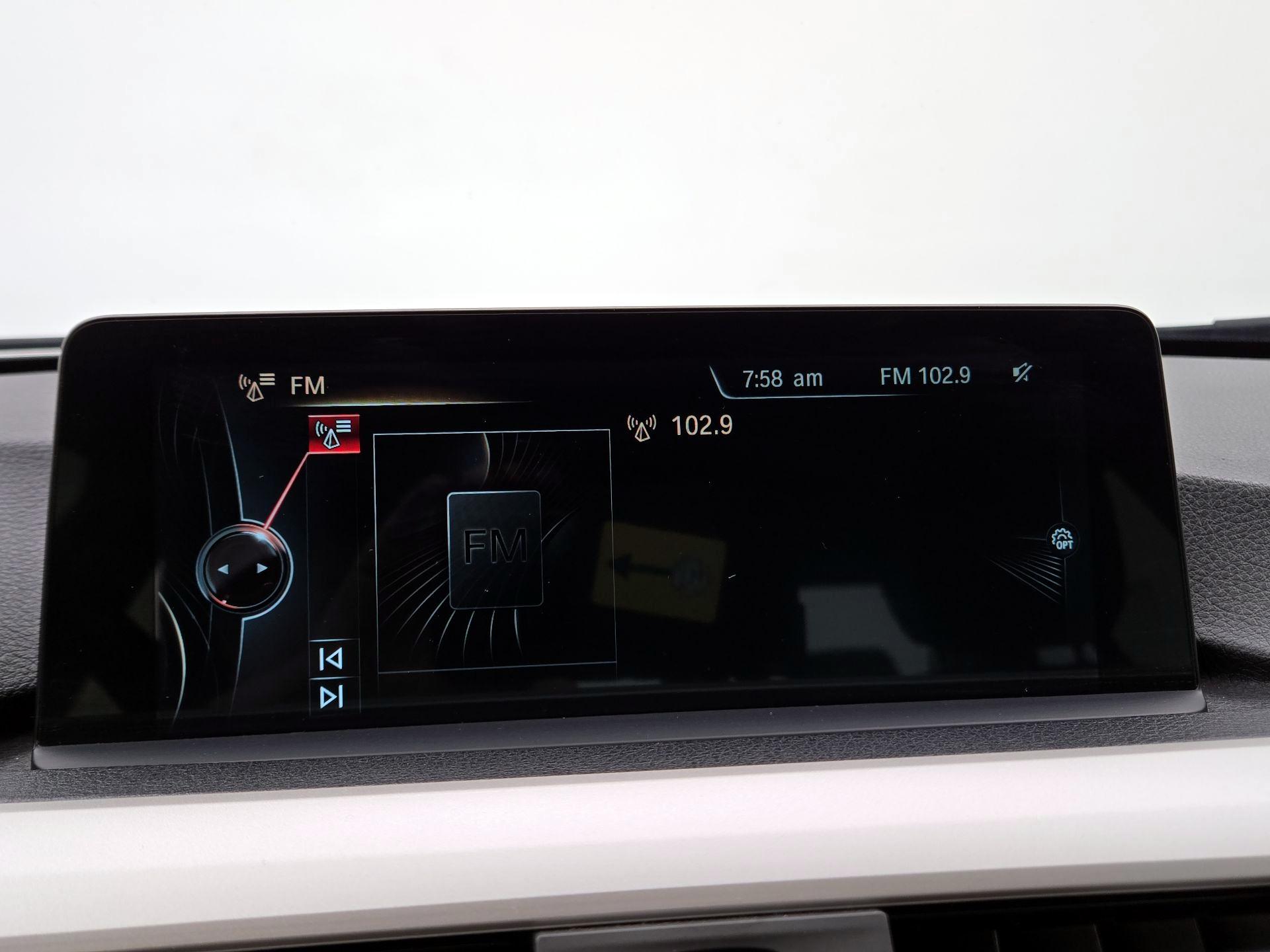 Thumbnail: 2016 BMW 3 Series - 16