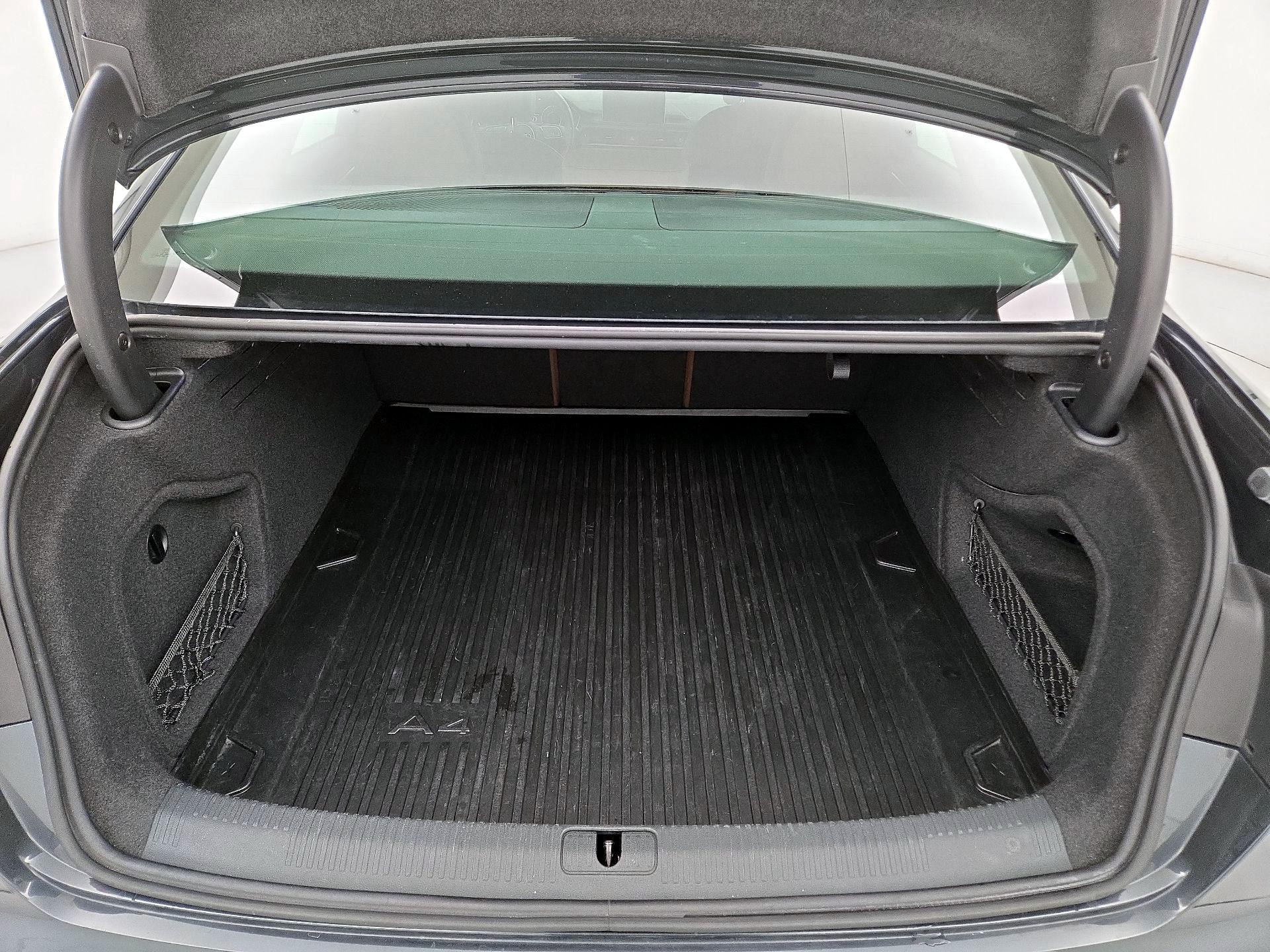 Thumbnail: 2018 Audi A4 - 19