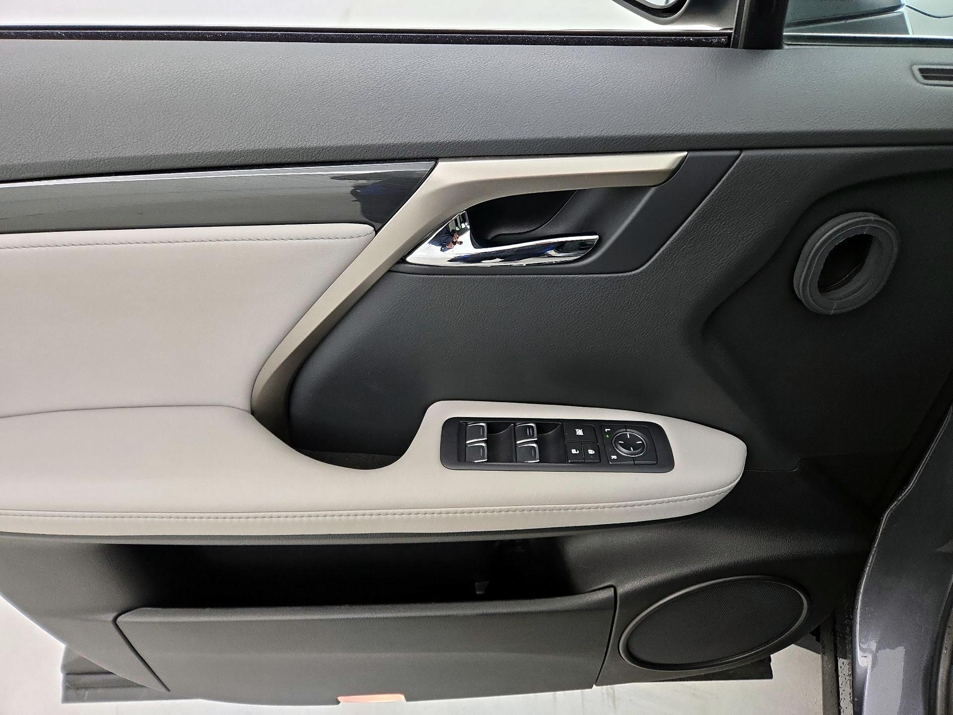 Thumbnail: 2016 Lexus RX - 12