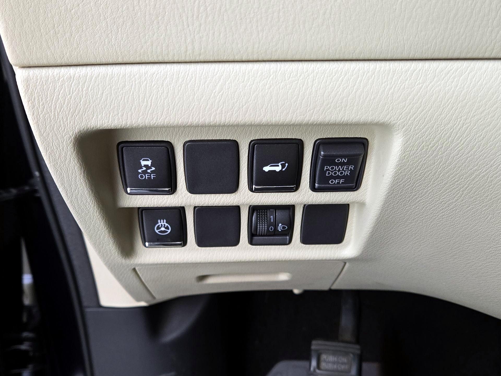 Thumbnail: 2015 INFINITI QX60 - 13