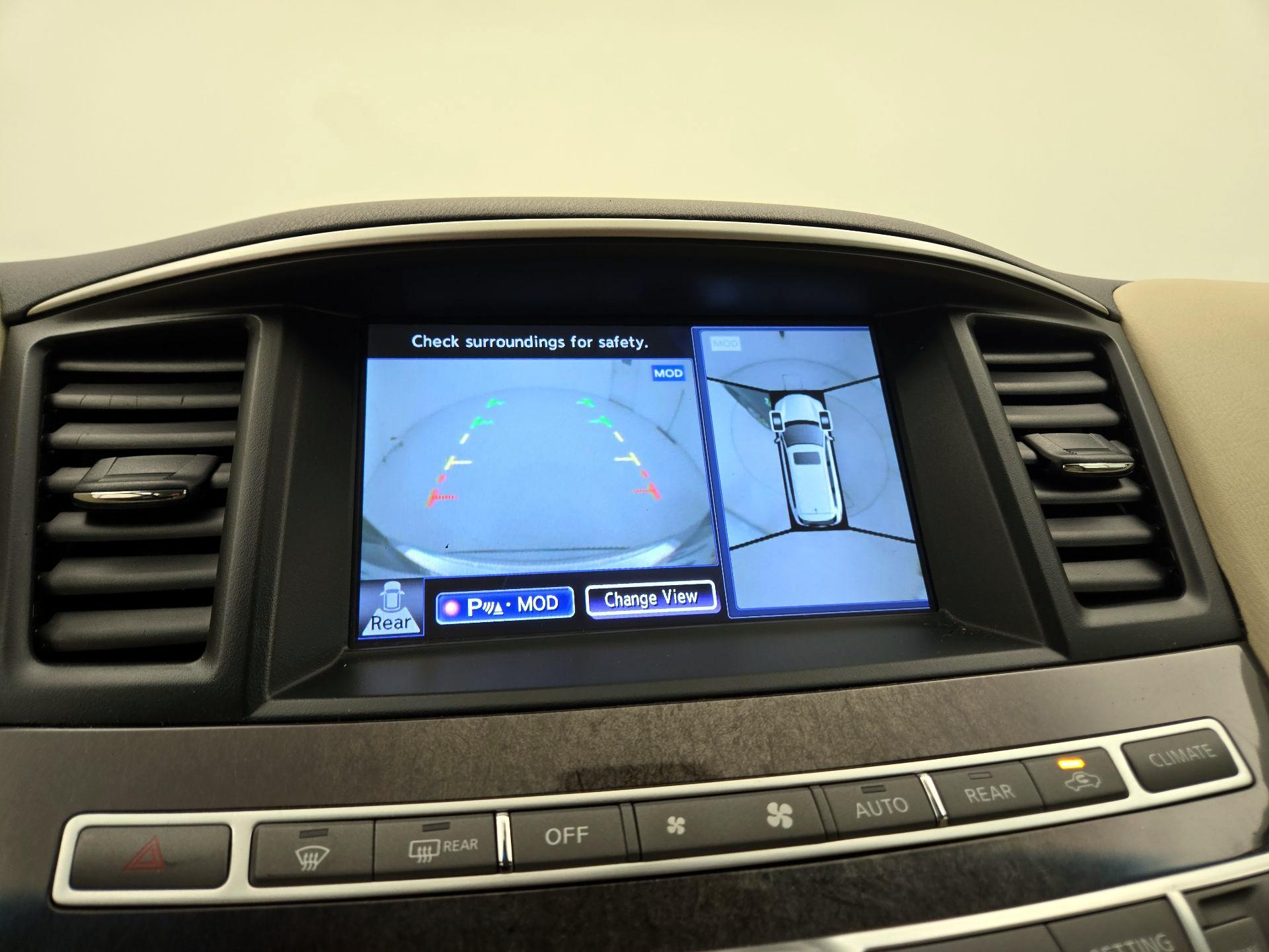 Thumbnail: 2015 INFINITI QX60 - 15