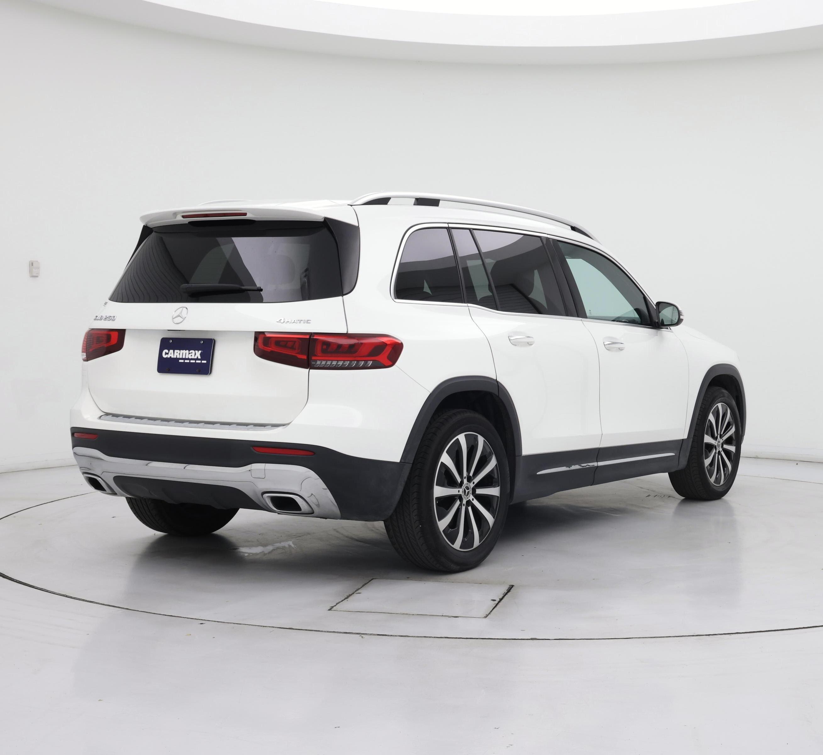 Thumbnail: 2023 Mercedes-Benz GLB - 8