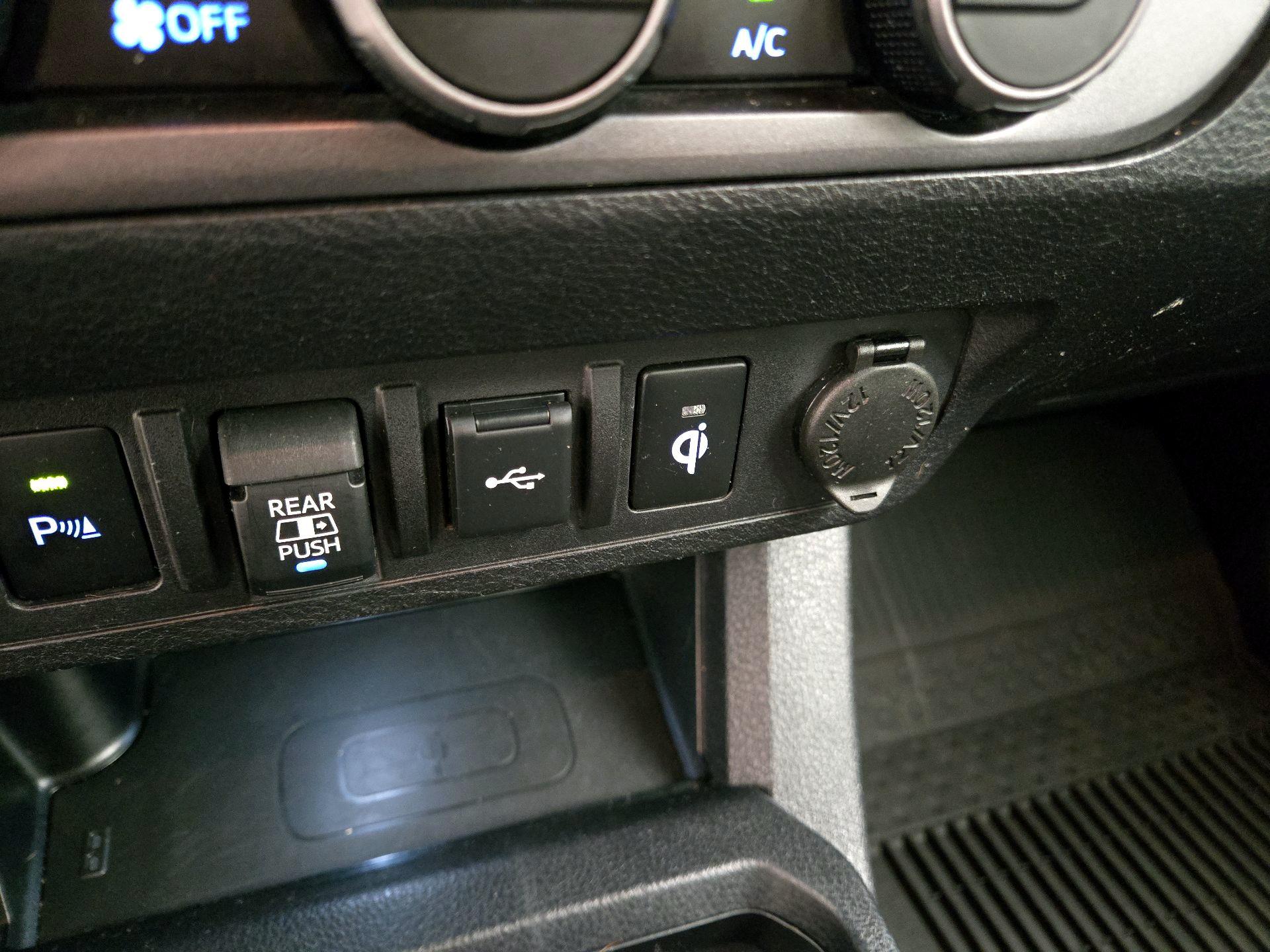 Thumbnail: 2023 Toyota Tacoma - 19