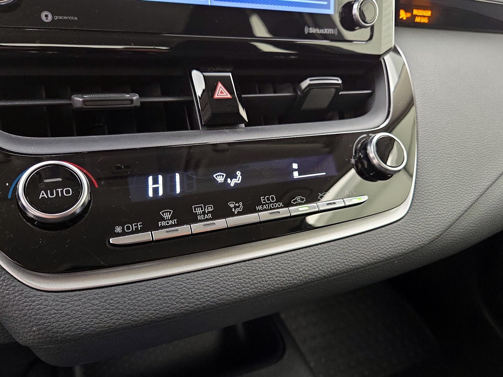 Thumbnail: 2021 Toyota Corolla - 16