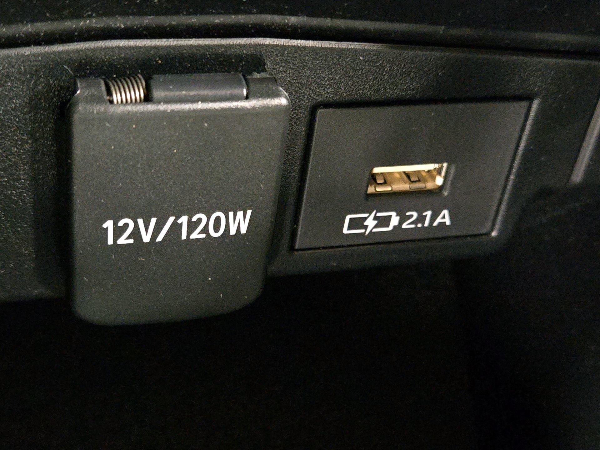 Thumbnail: 2021 Toyota Corolla - 18