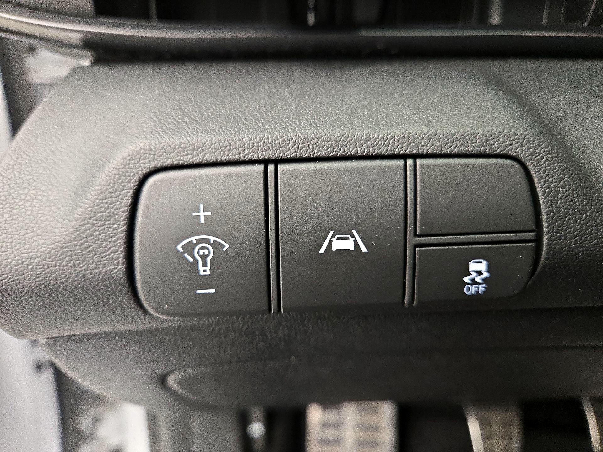 Thumbnail: 2021 Hyundai Elantra - 13