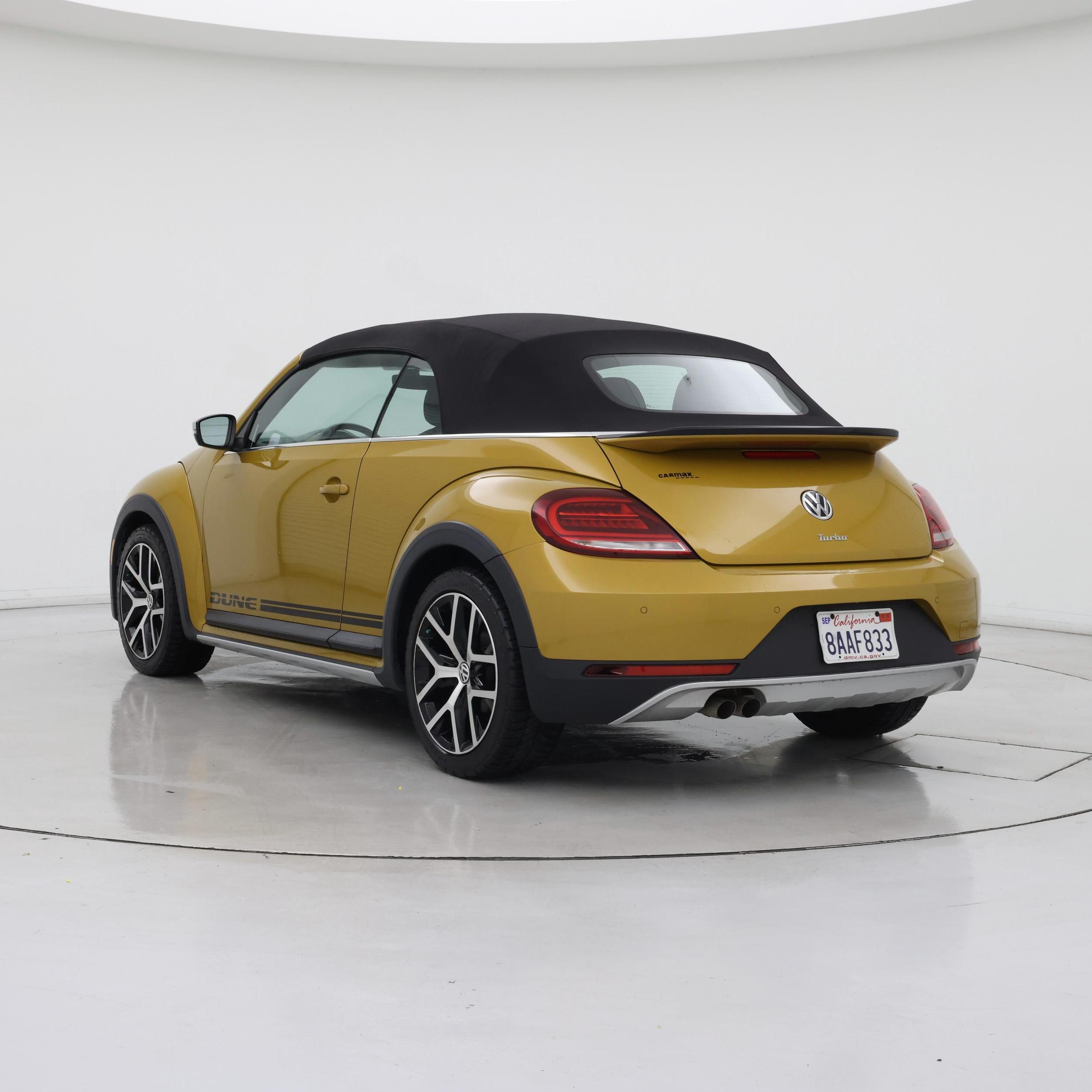 Thumbnail: 2017 Volkswagen Beetle - 2