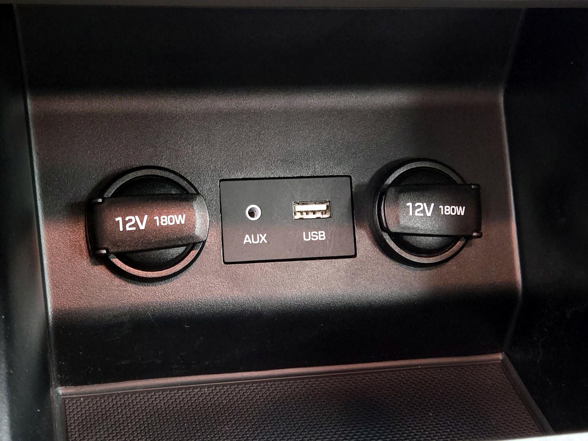 Thumbnail: 2019 Hyundai Elantra - 18