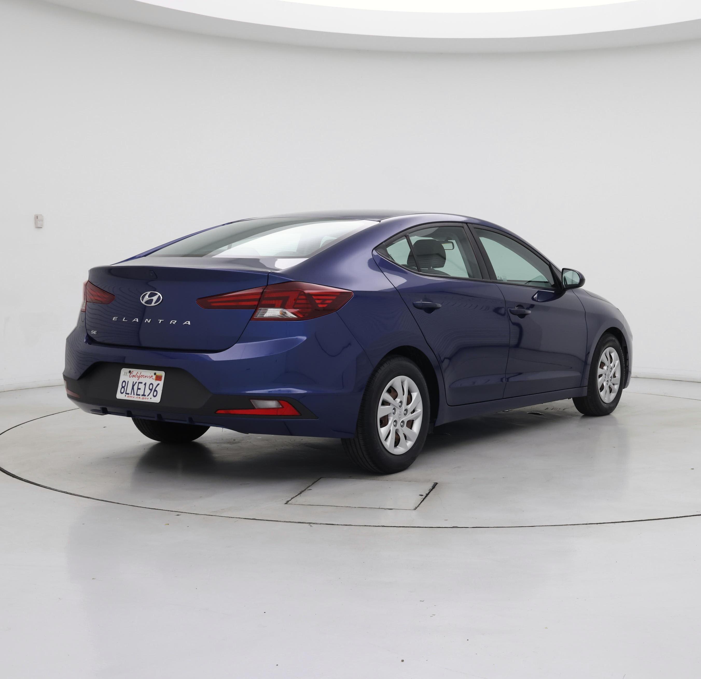 Thumbnail: 2019 Hyundai Elantra - 8