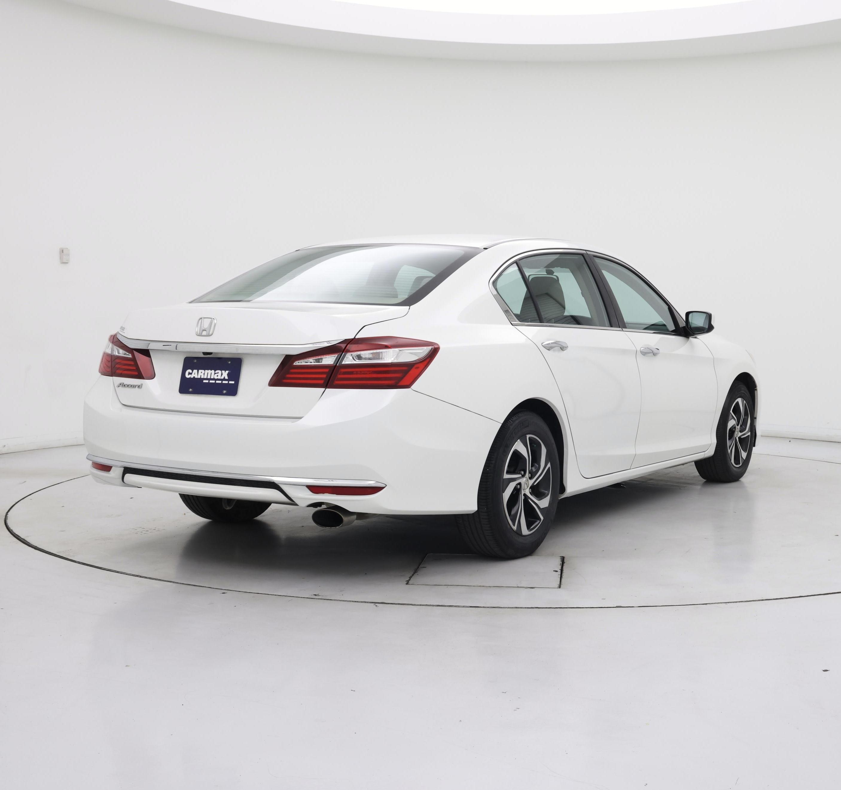 Thumbnail: 2016 Honda Accord - 8