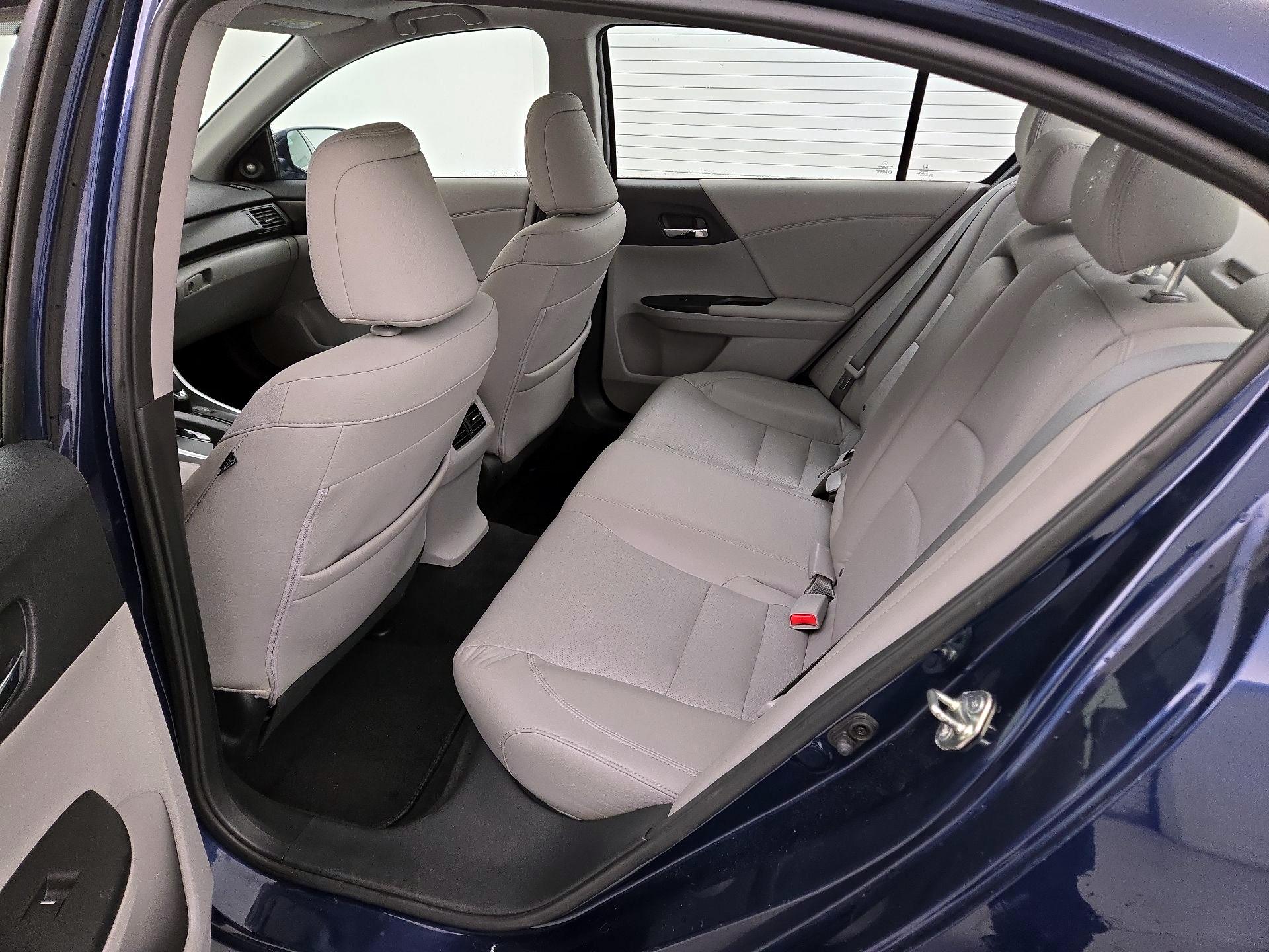 Thumbnail: 2015 Honda Accord - 20