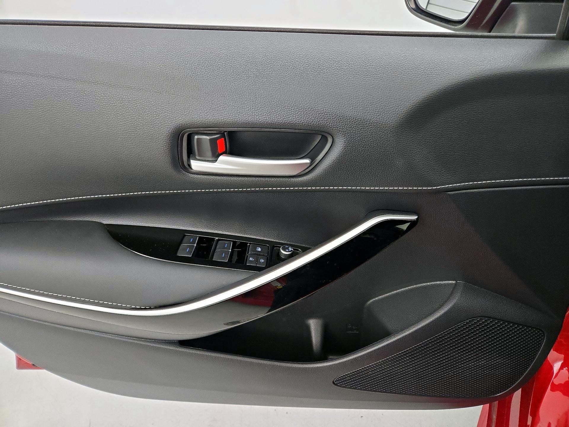 Thumbnail: 2021 Toyota Corolla - 12