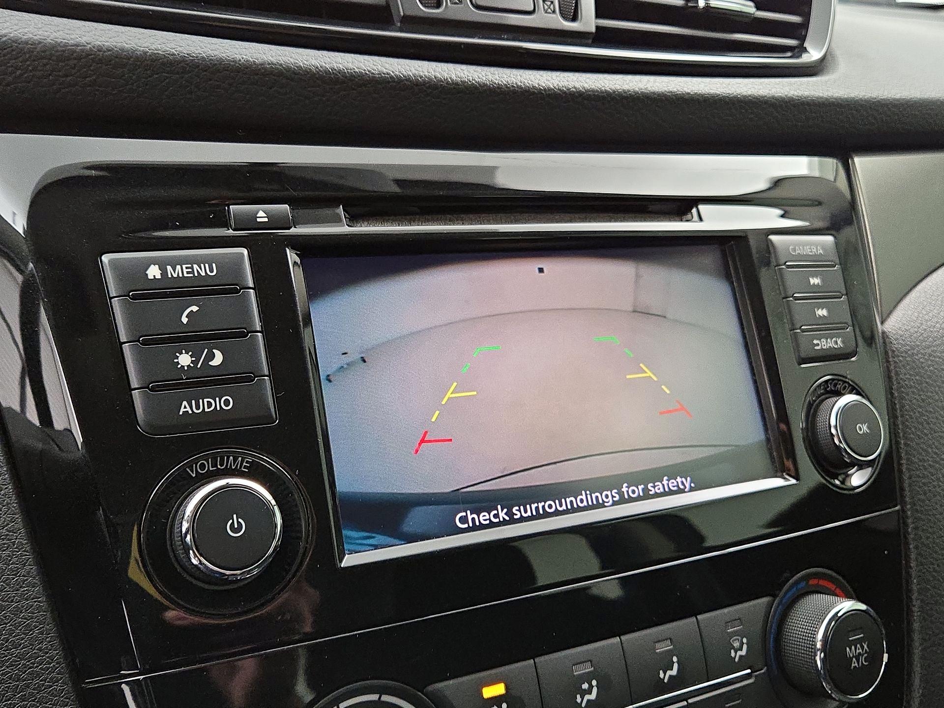 Thumbnail: 2019 Nissan Rogue Sport - 14