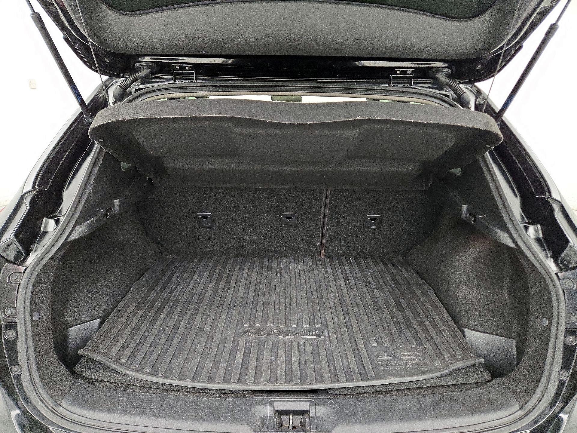 Thumbnail: 2019 Nissan Rogue Sport - 20