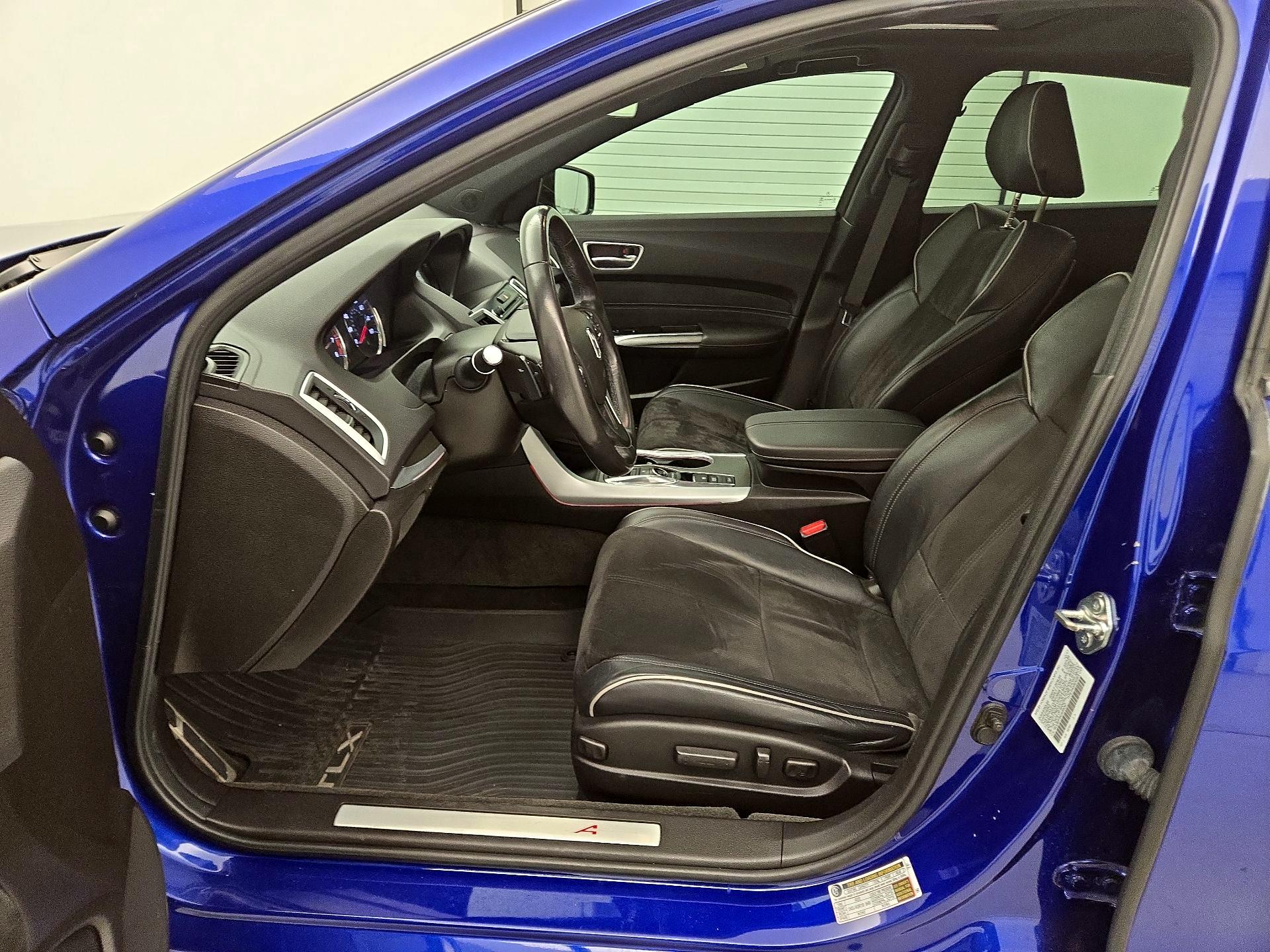 Thumbnail: 2018 Acura TLX - 11