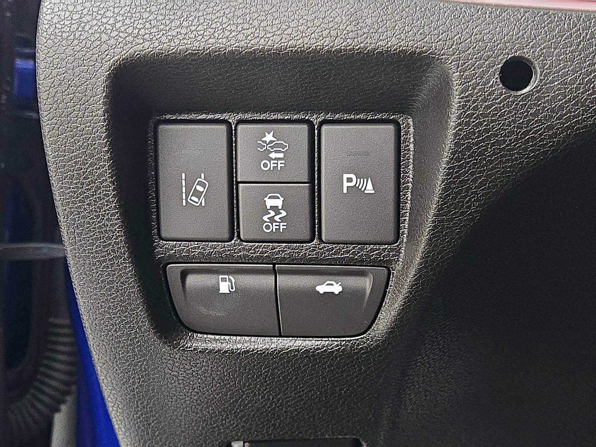 Thumbnail: 2018 Acura TLX - 13