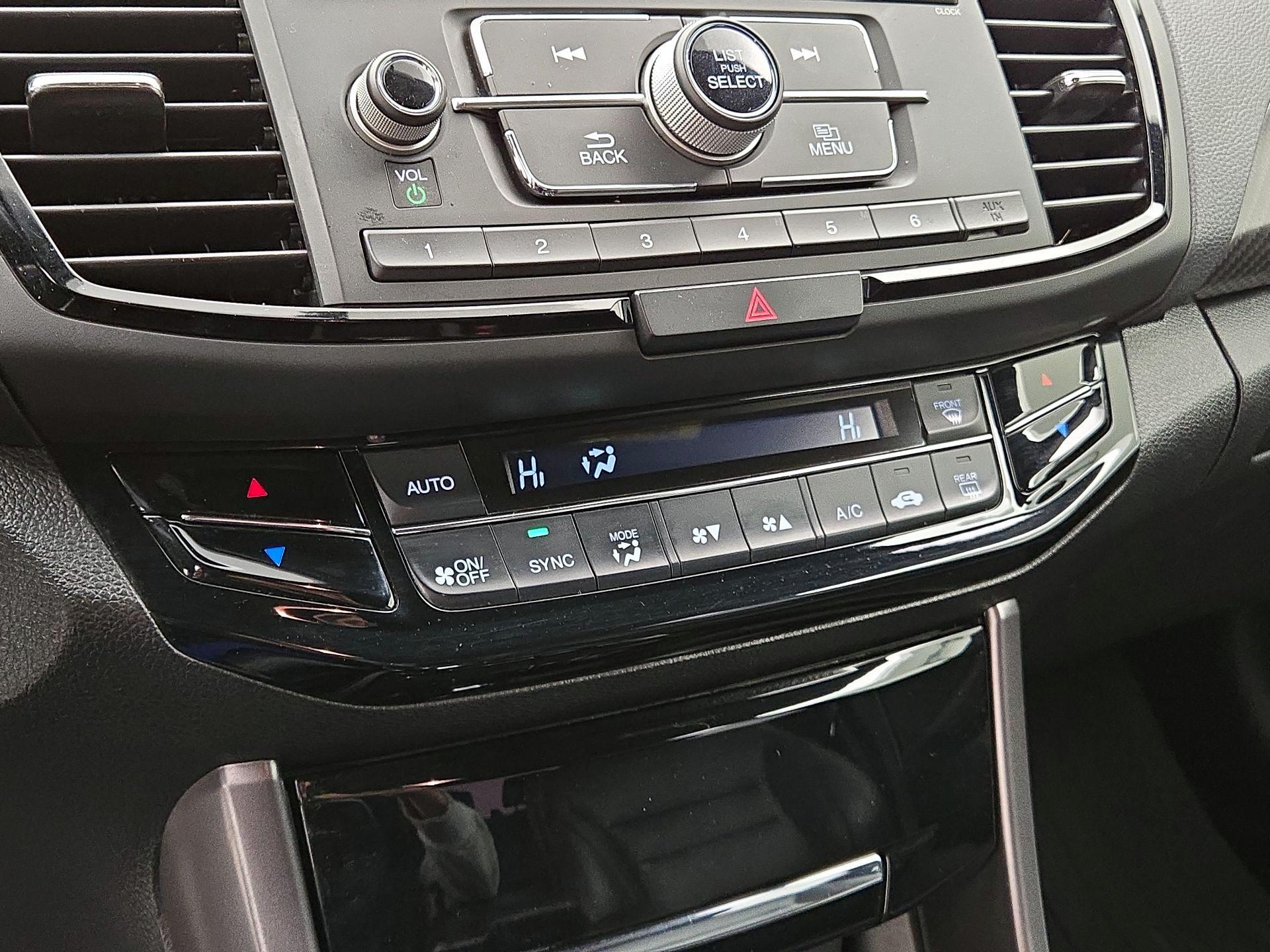 Thumbnail: 2017 Honda Accord - 16