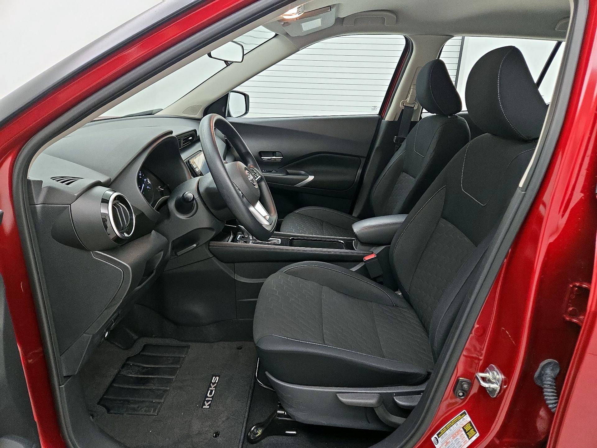 Thumbnail: 2023 Nissan Kicks - 11