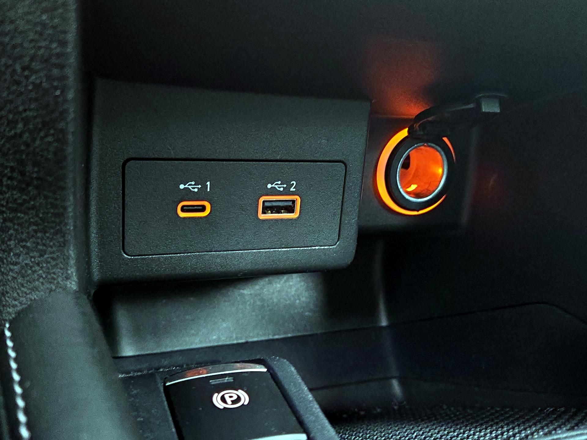 Thumbnail: 2023 Nissan Kicks - 17