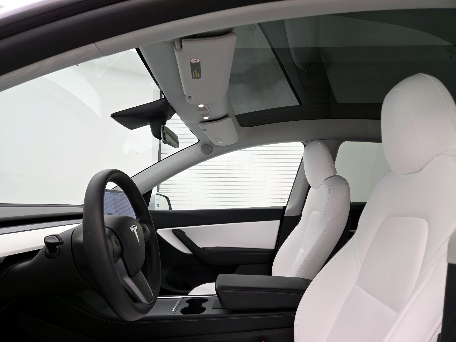 Thumbnail: 2022 Tesla Model Y - 19