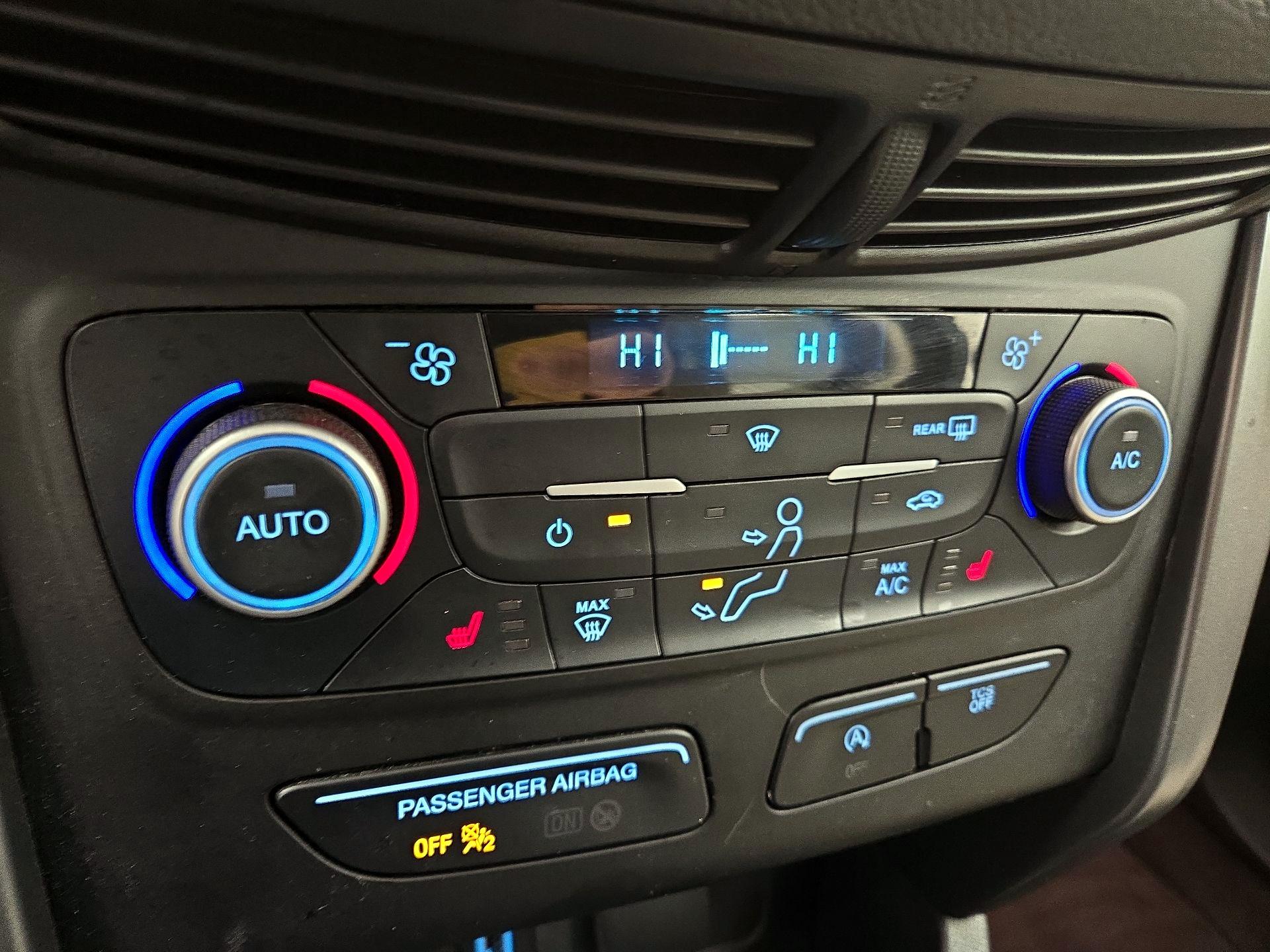 Thumbnail: 2019 Ford Escape - 16