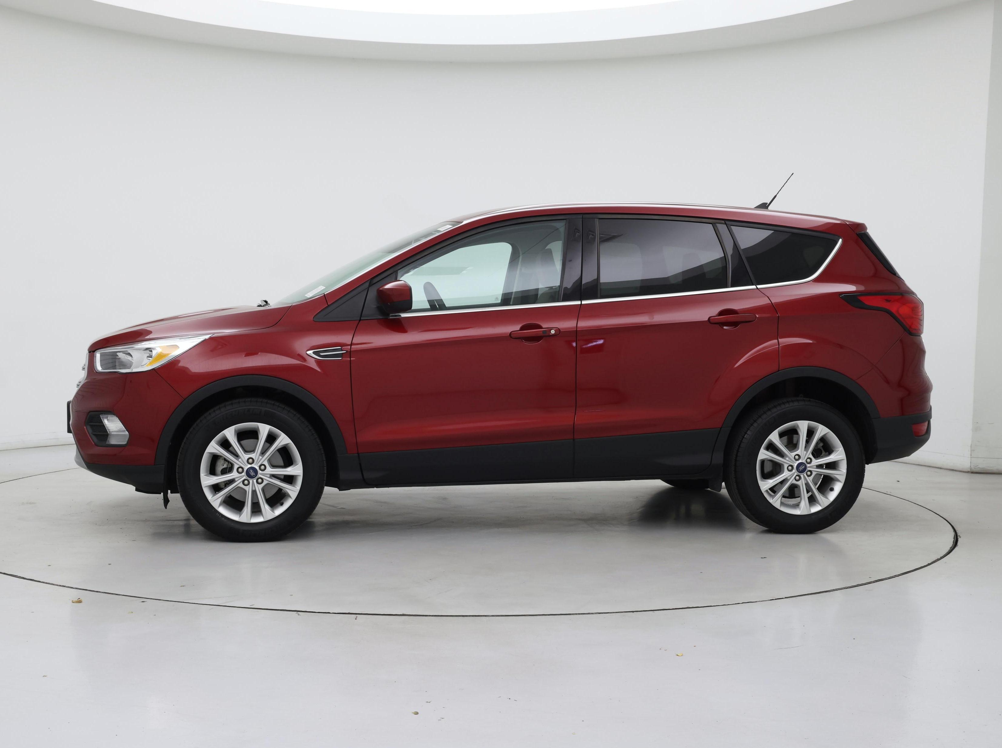 Thumbnail: 2019 Ford Escape - 3