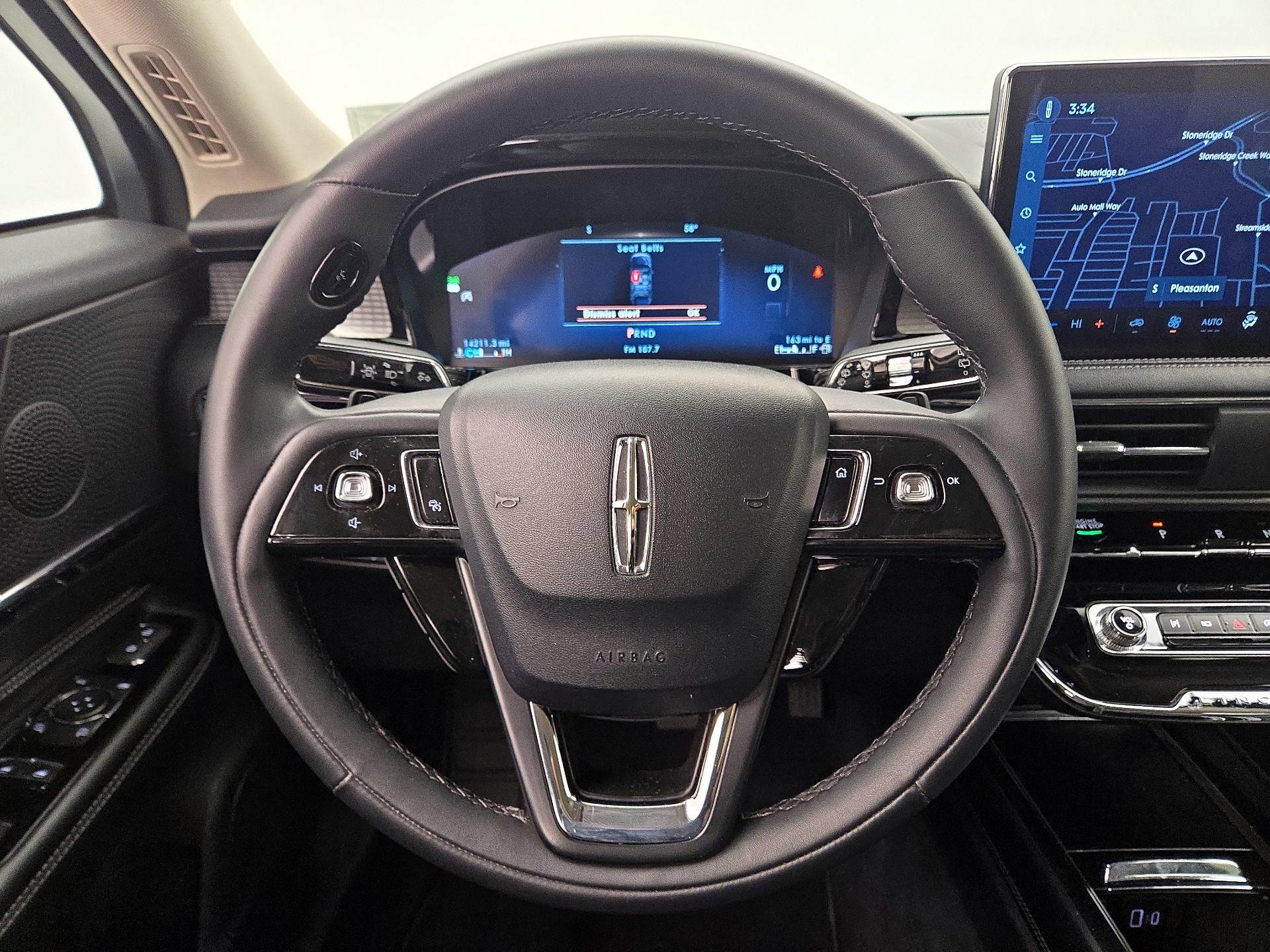 Thumbnail: 2023 Lincoln Corsair - 10