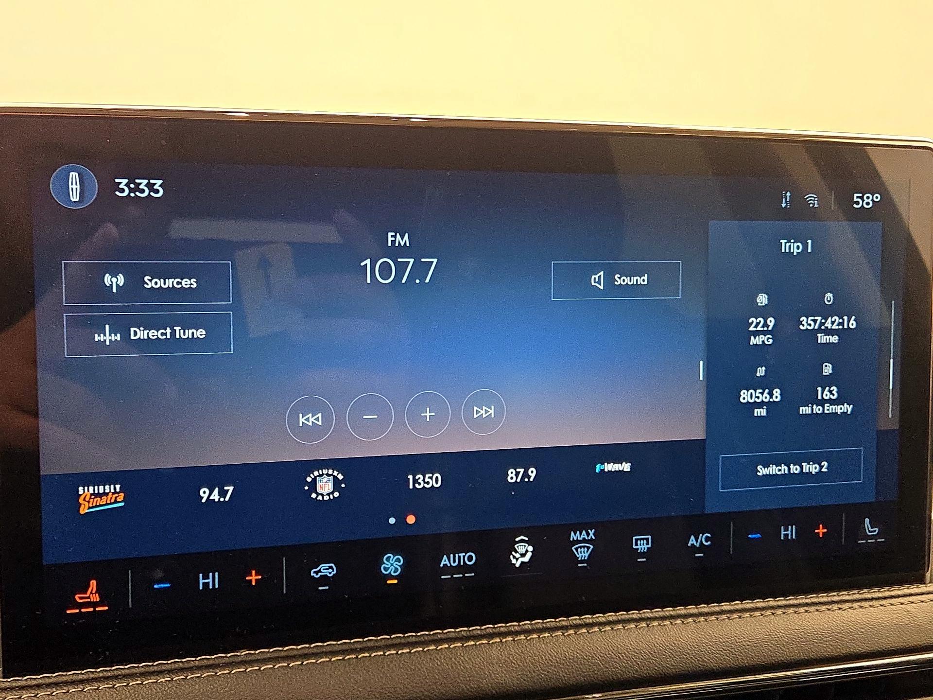 Thumbnail: 2023 Lincoln Corsair - 16